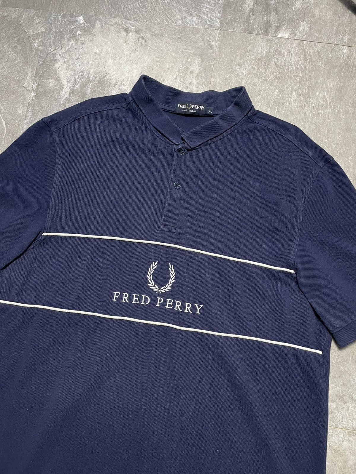 Fred Perry Vintage Fred Perry Big Logo Retro 90s Y2k Style Polo t Shirt Size US XL / EU 56 / 4 - 2 Thumbnail