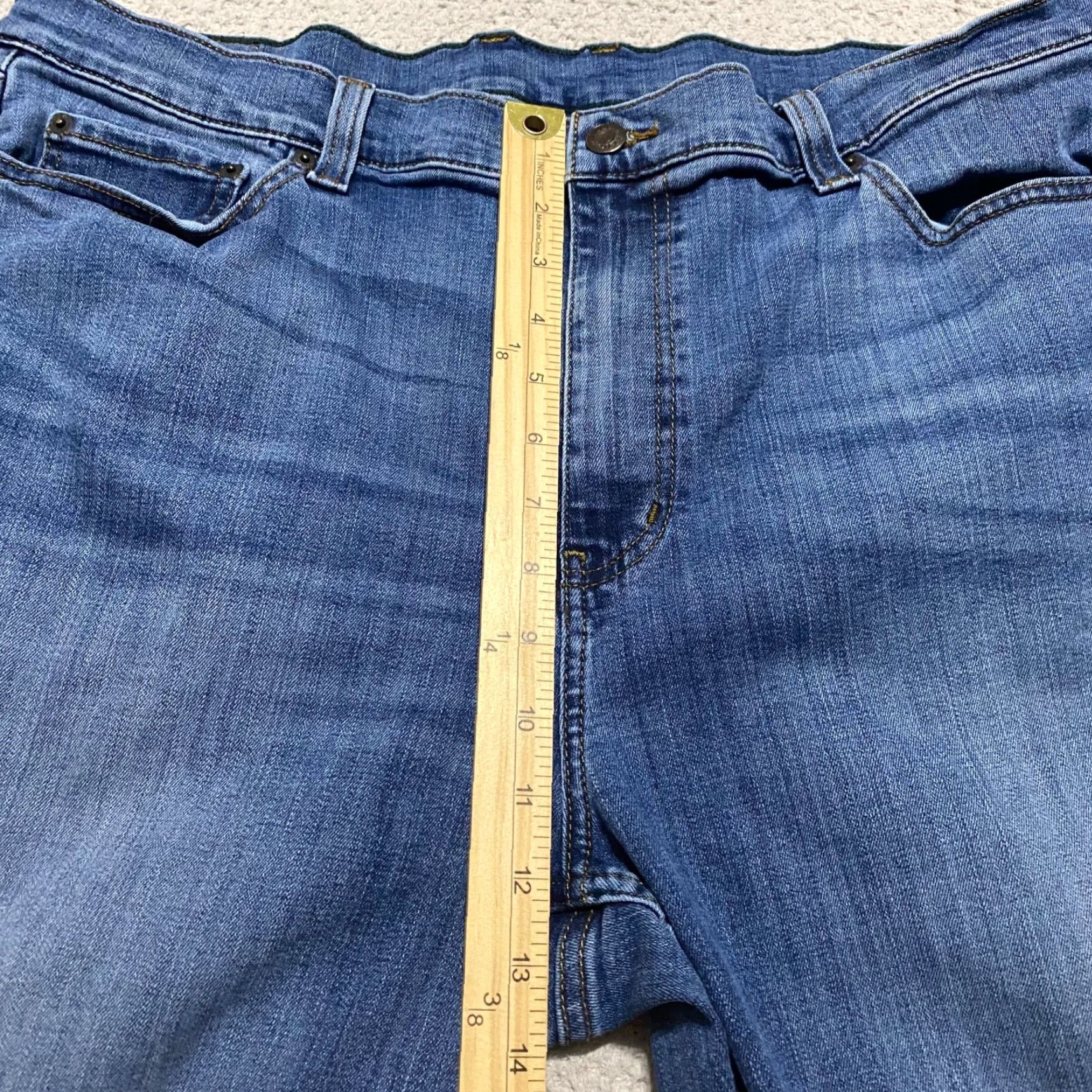 Vintage L.L. Bean Jeans Mens 40x30 Blue Denim Straight Medium Wash Mid Rise Classic Shirt Mens Size: 40 Regular Blue Jeans Straight 5-Pocket Design Mens 40x30 Size US 40 / EU 56 - 7 Thumbnail