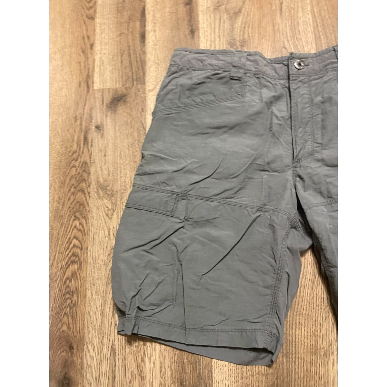 The North Face VINTAGE: No The North Face Shorts Cargo Men 34 Gray Regular Inseam 10 in / Casual, 34 Size US 34 / EU 50 - 3 Thumbnail