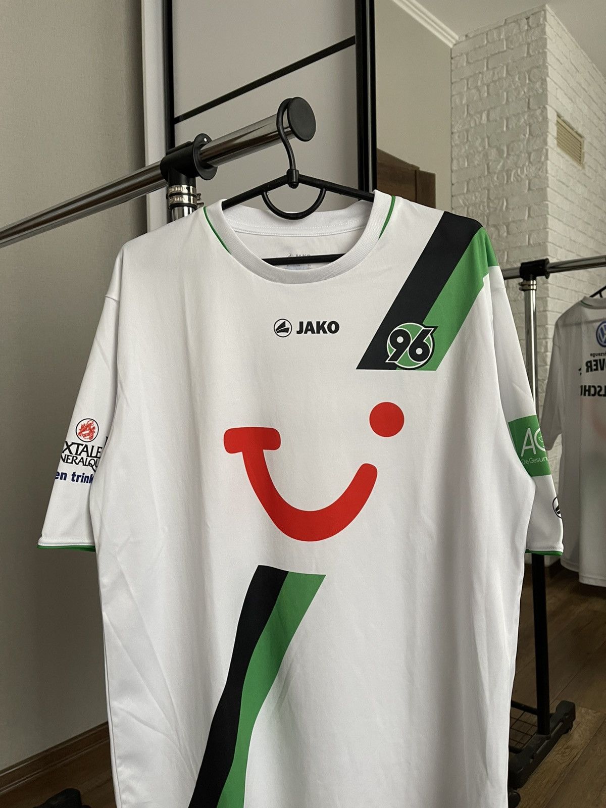 Other 2013/2014 Hannover 96 Jako Soccer Jersey T-Shirt Tee Size US M / EU 48-50 / 2 - 4 Thumbnail