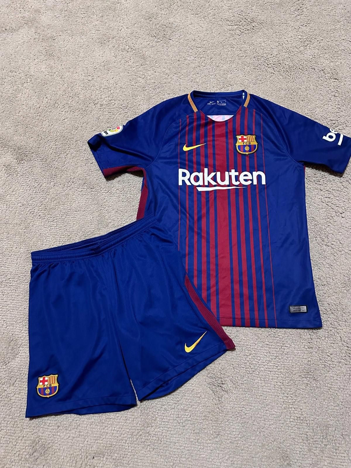 Nike BARCELONA 2017 2018 HOME SHIRT FOOTBALL SOCCER JERSEY NIKE M Size US M / EU 48-50 / 2 - 1 Thumbnail