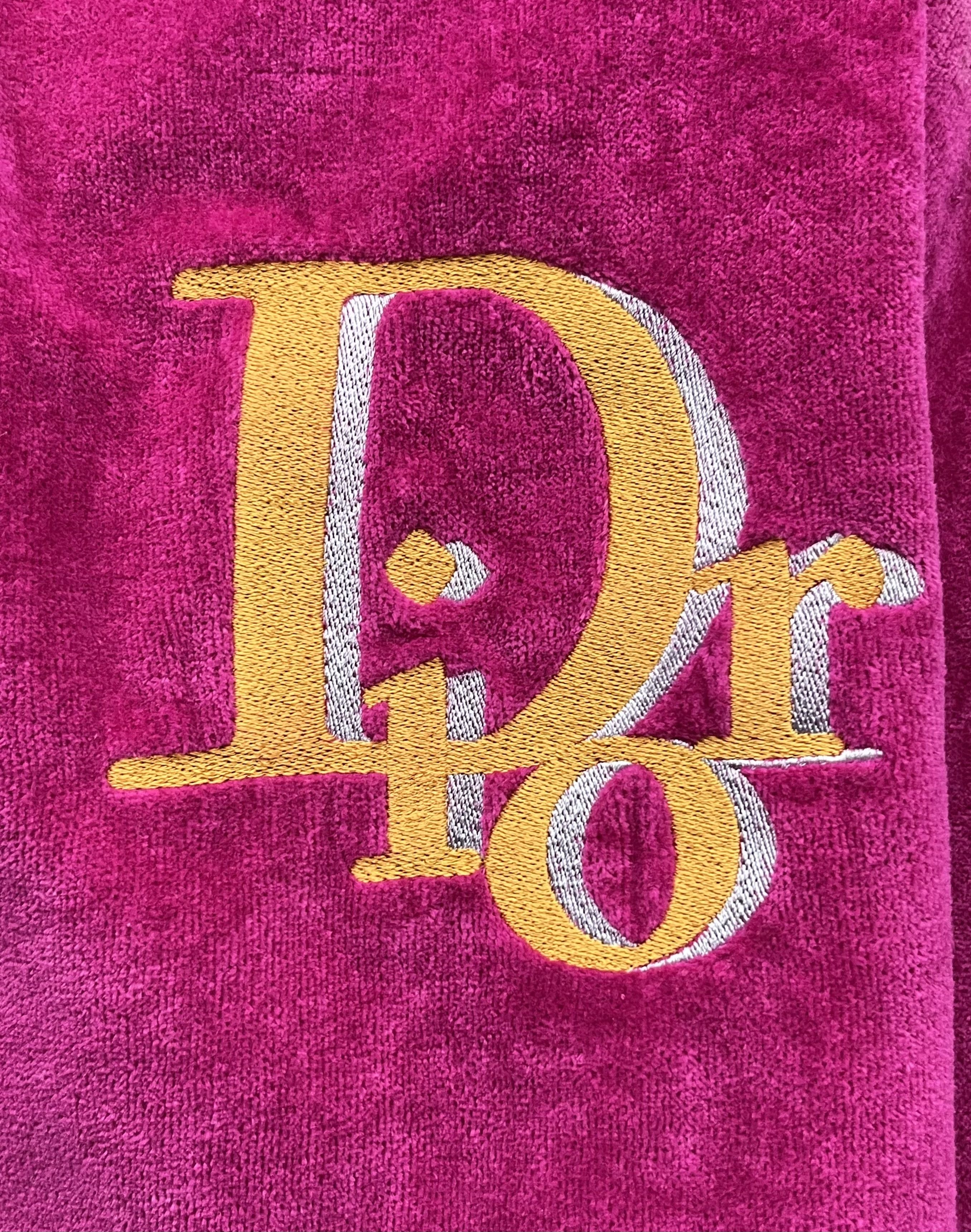 Dior Gorgeous 90s Pink DIOR Large Gold Logo Embroidery Bath Towel Size ONE SIZE - 2 Thumbnail