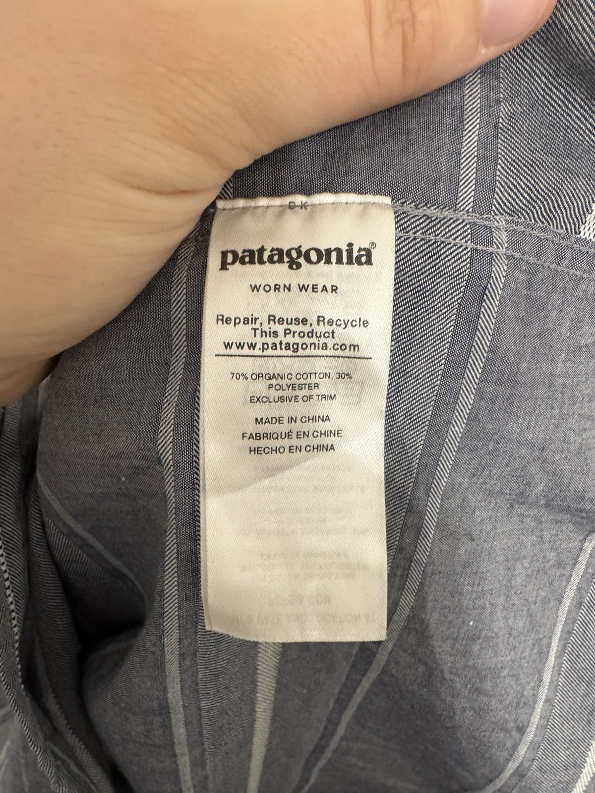 Patagonia M’s Fezzman Shirt - Regular Fit “Rugby Dobby: Classic Navy” Size US L / EU 52-54 / 3 - 4 Thumbnail