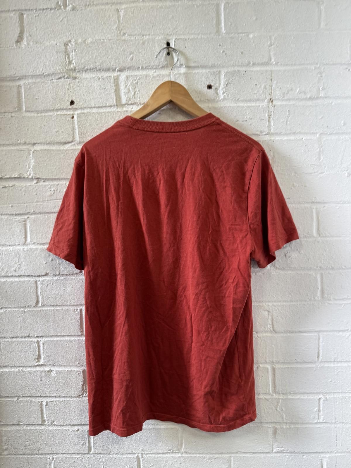 Gap GAP Everyday Soft Men's T-Shirt Medium Red Size US M / EU 48-50 / 2 - 4 Thumbnail