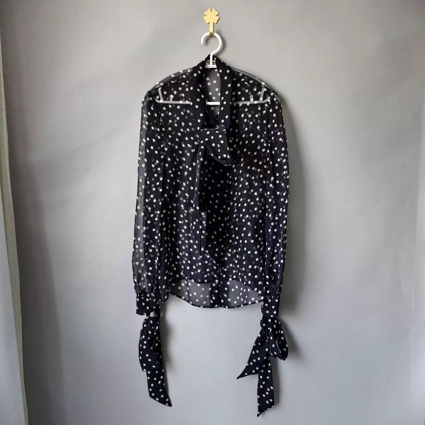 Saint Laurent Paris Saint Laurent Polka Dot Silk Shirt 99 34 Size XXS / US 00 / IT 34 - 1 Thumbnail