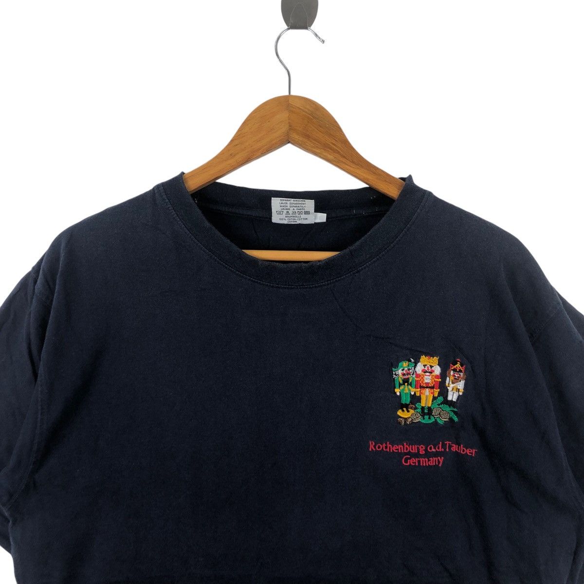 Vintage Vintage ROTHENBURG TAUBER GERMANY Embroidered Tee Shirt Top Size US L / EU 52-54 / 3 - 2 Thumbnail