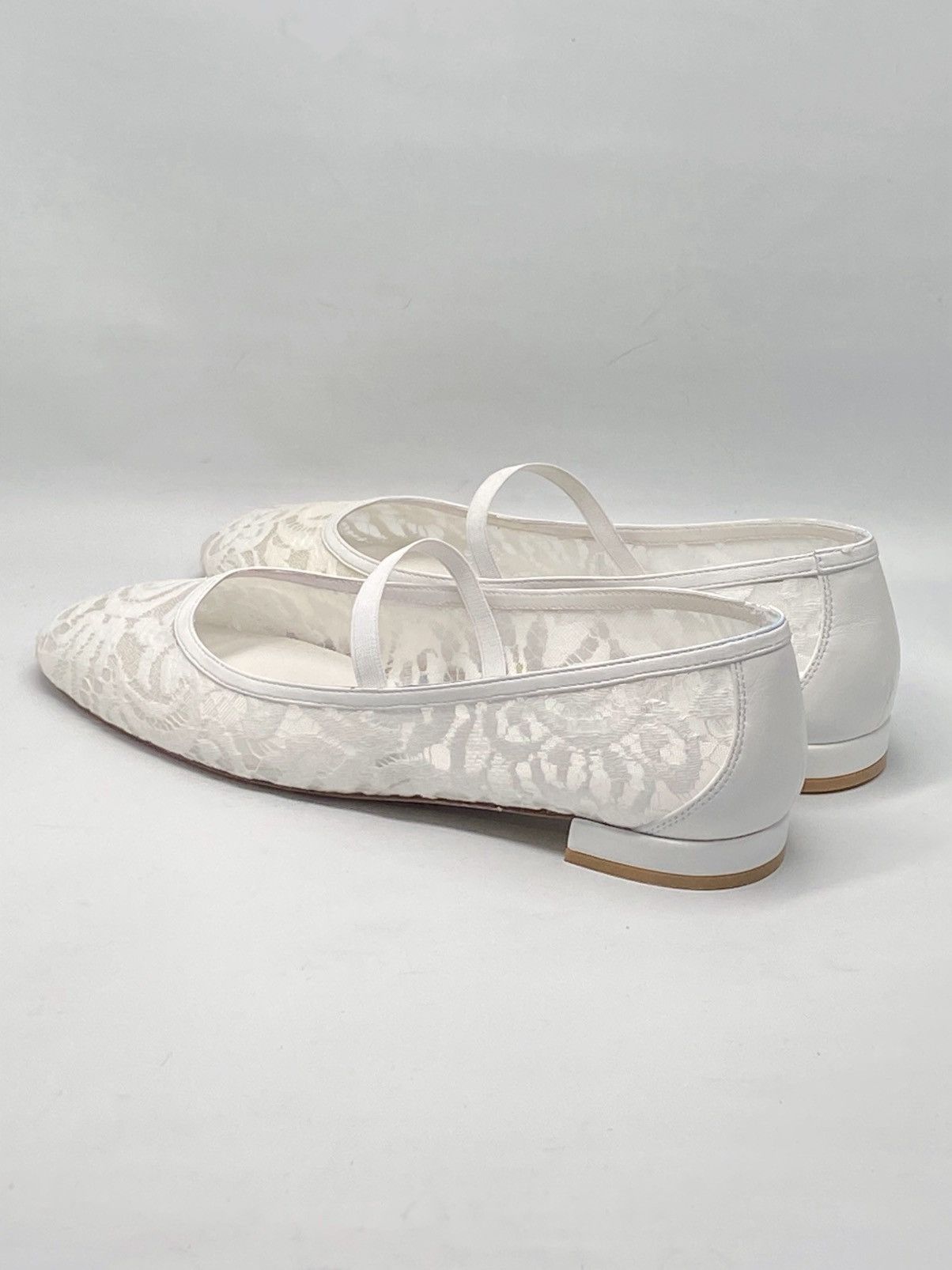 Stuart Weitzman Stuart Weitzman Arabella Lace Ballet Flats size 8.5 Size US 8.5 / IT 38.5 - 5 Thumbnail
