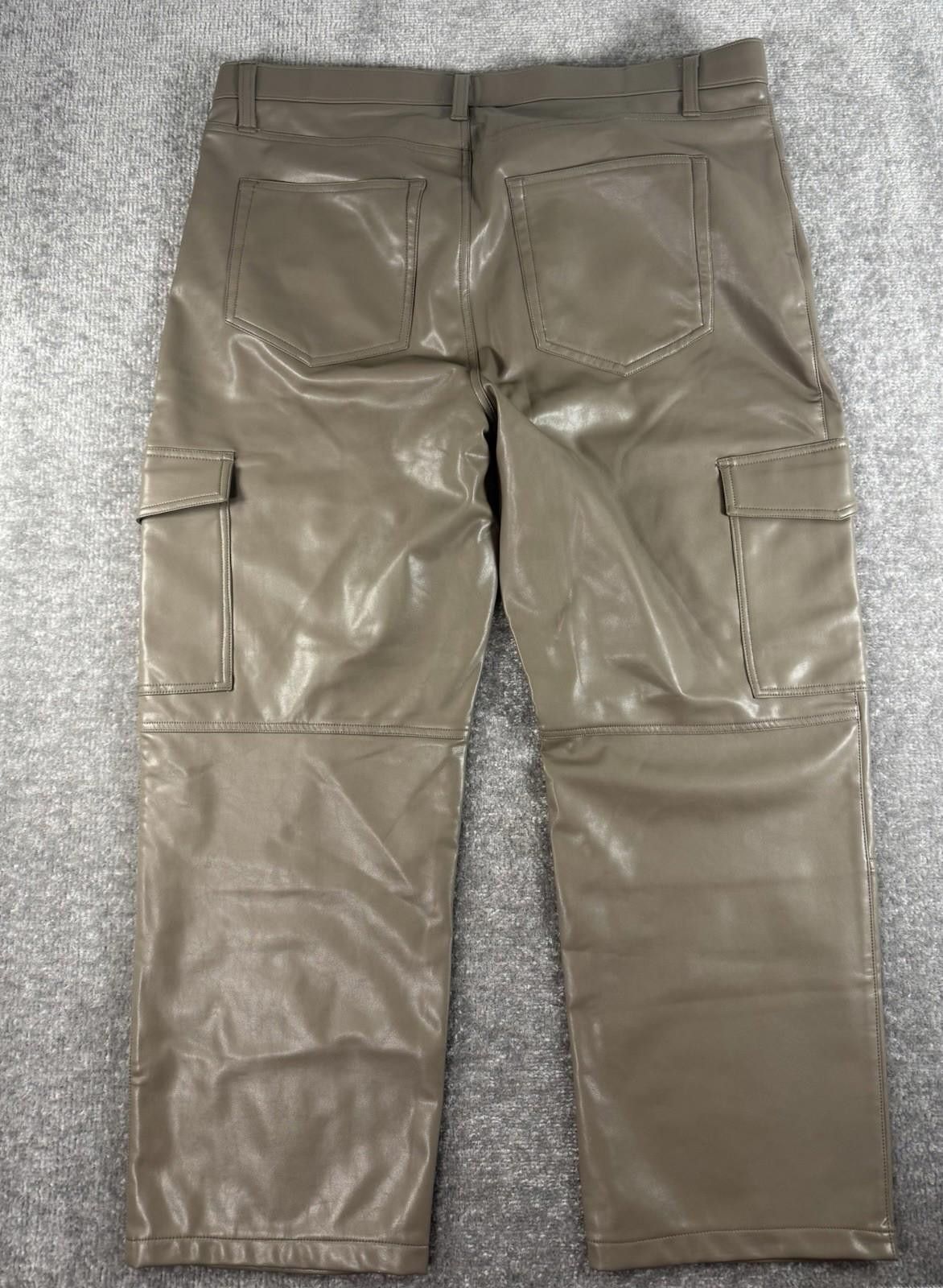 Abercrombie & Fitch Abercrombie & Fitch Faux Leather The '90s Relaxed Cargo Size 35" - 4 Thumbnail