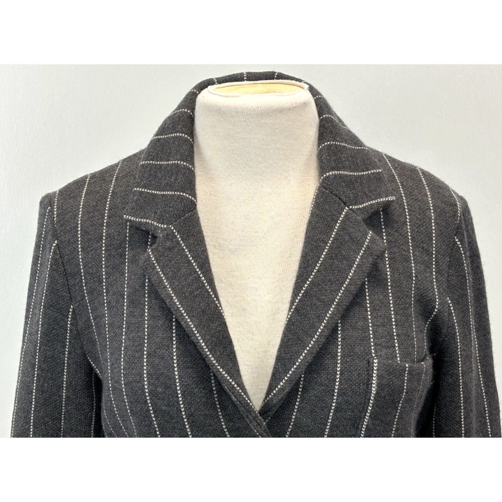 Ralph Lauren VINTAGE Lauren Ralph Lauren Knit Blazer Sweater Small Gray Pinstripe Merino Wool Womens Size S / US 4 / IT 40 - 5 Thumbnail