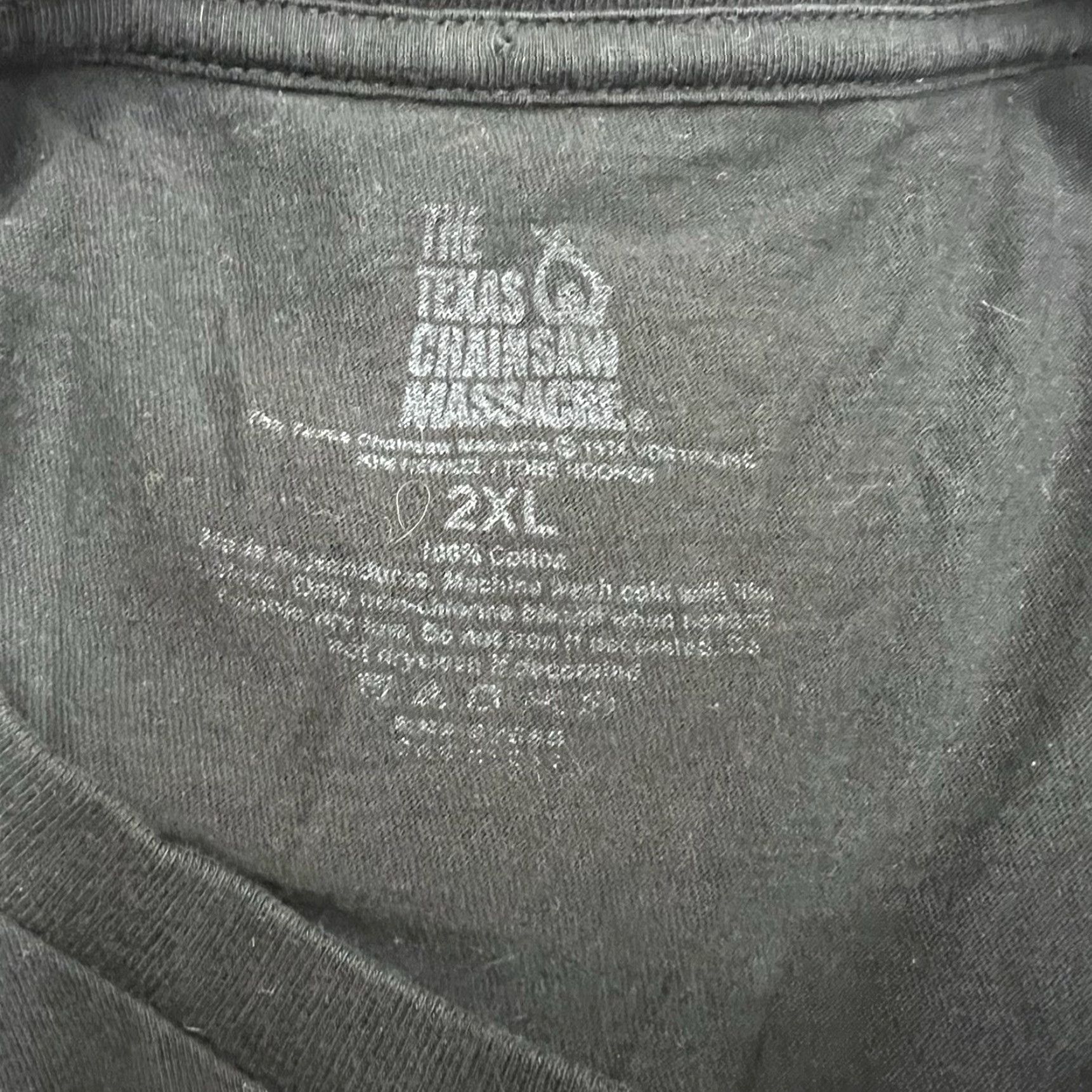 Vintage Texas Chainsaw Leatherface Have Fun With Chainsaws Graphic T Shirt Men’s S Size US XXL / EU 58 / 5 - 4 Thumbnail