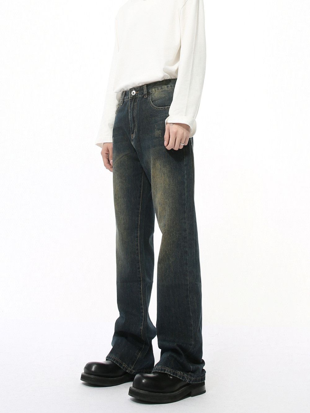 Vintage Men's American Retro Distressed Flared Jeans Size US 32 / EU 48 - 3 Thumbnail