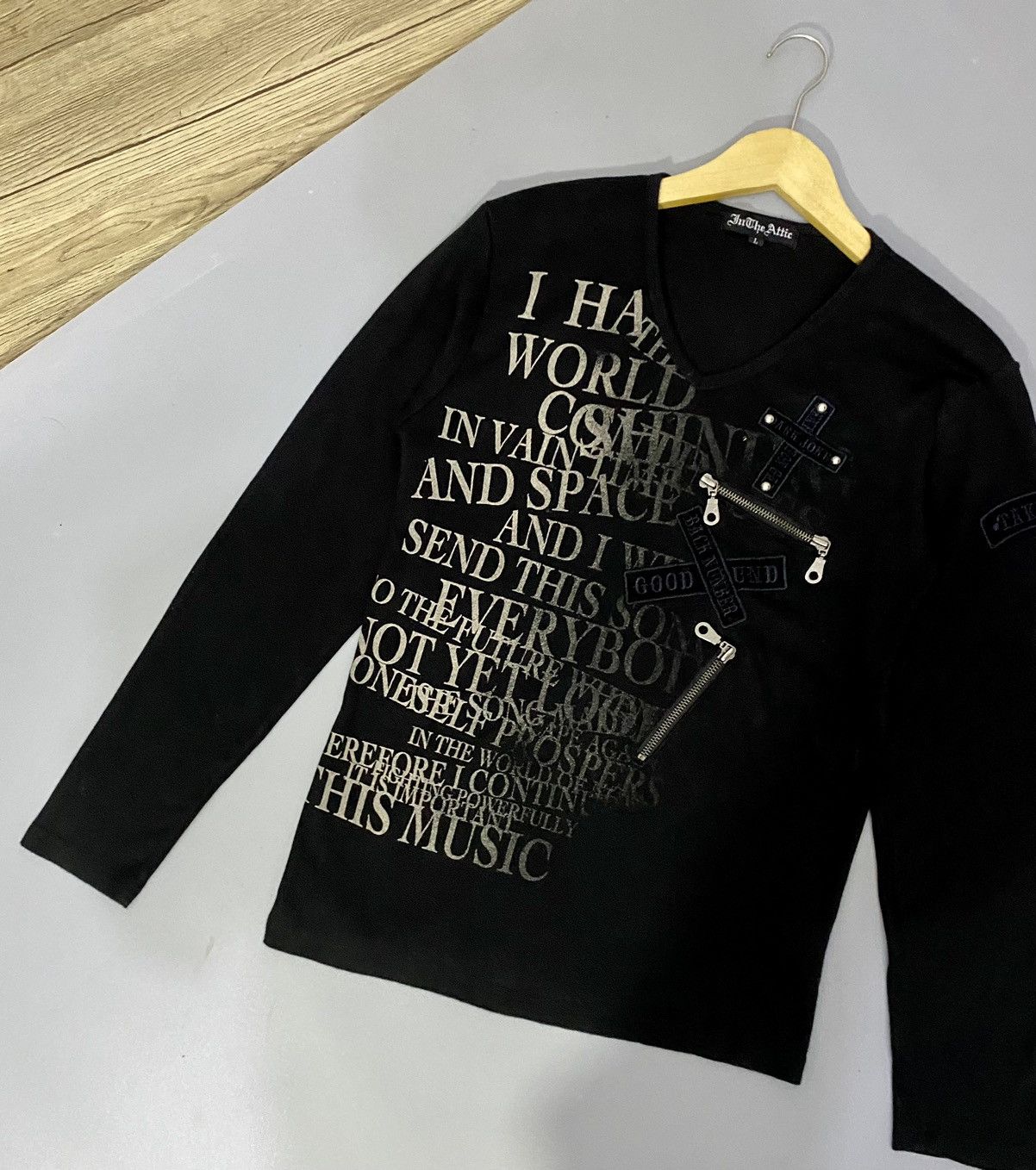 In The Attic 💥Bondage💥In The Attic Poem Longsleeve Size US L / EU 52-54 / 3 - 1 Thumbnail