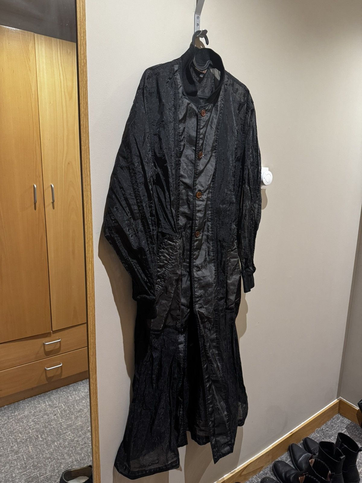Comme des Garcons BLACK Comme des Garçons Crinkled Nylon Long Coat L Size US L / EU 52-54 / 3 - 3 Thumbnail