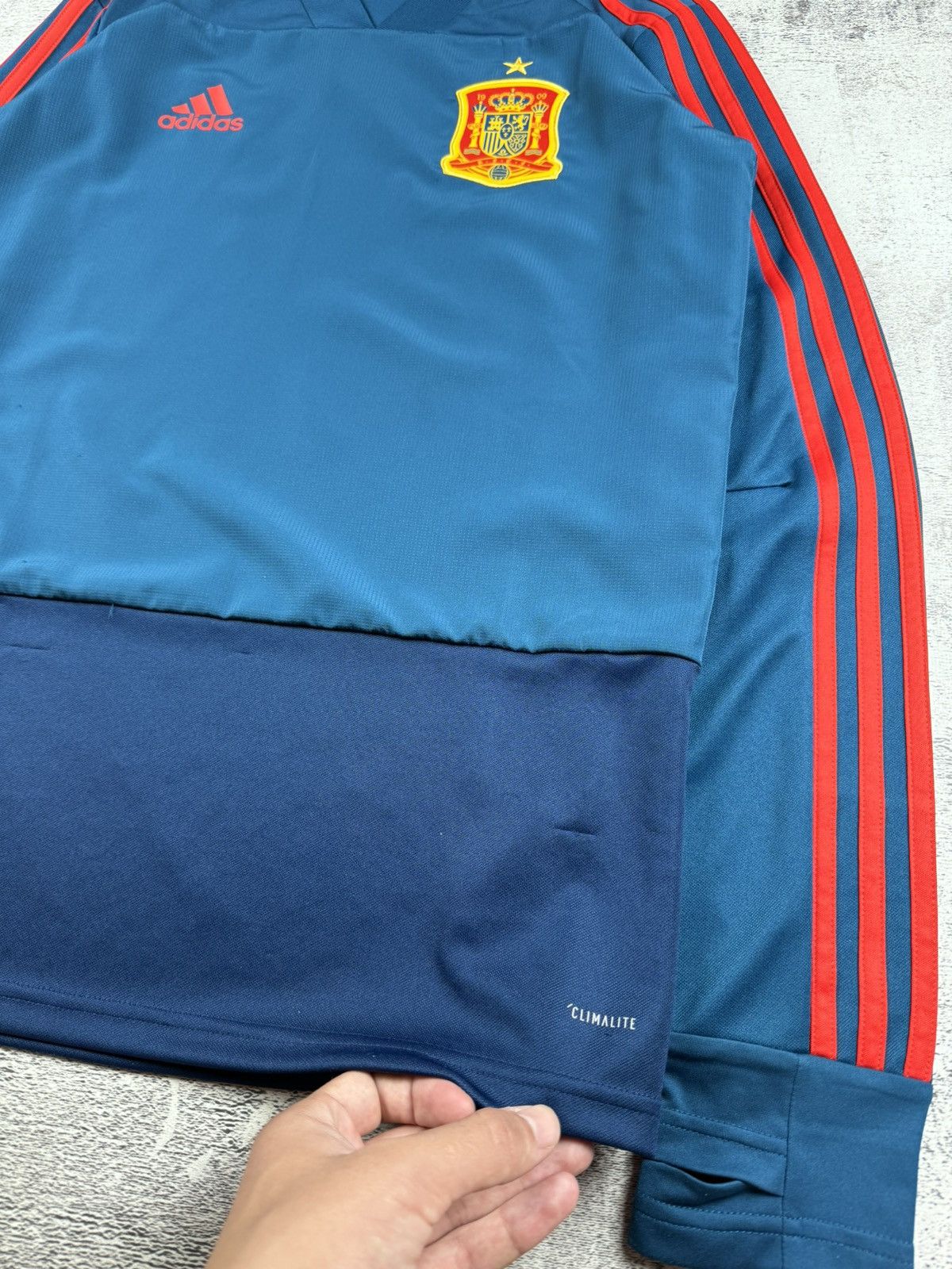 Adidas Espana Spain 2016/2017 Adidas Longsleeve Nylon T-Shirt Size US S / EU 44-46 / 1 - 13 Thumbnail