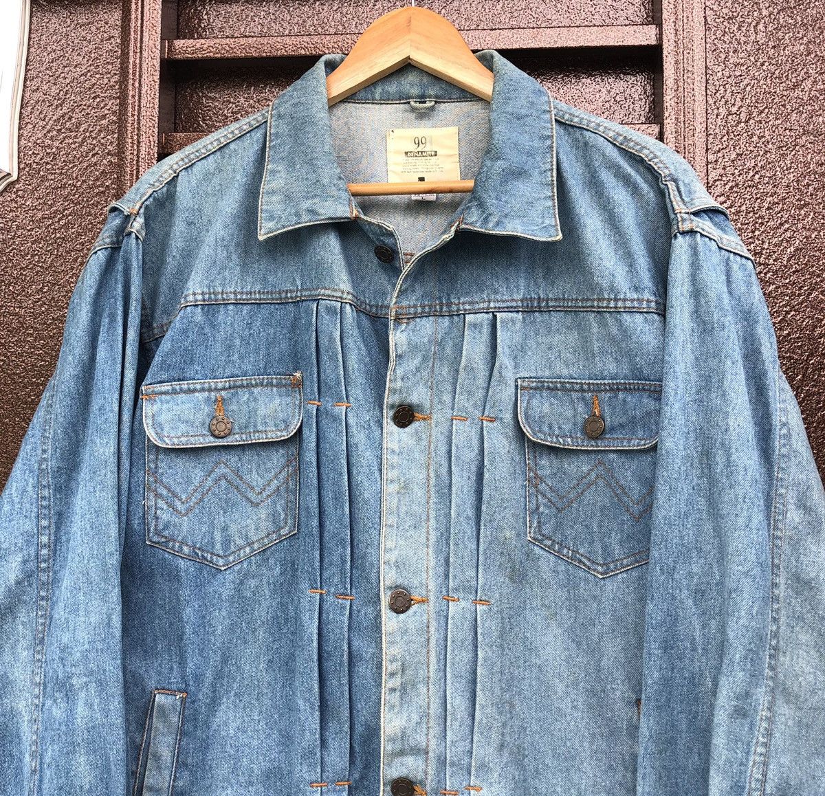 Vintage Vintage DYNAMITE Sun Faded 506 ww2 Denim Jacket Size US L / EU 52-54 / 3 - 2 Thumbnail