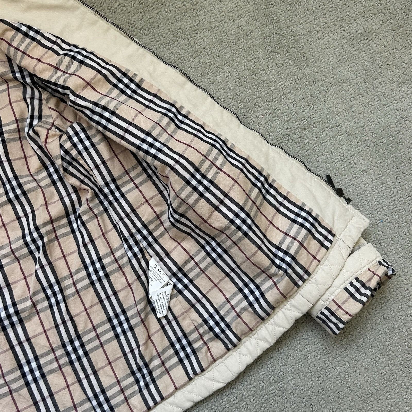Burberry Burberry Brit Women’s Kencott Quilted Zip up Nova Check Jack Size XS / US 0-2 / IT 36-38 - 5 Thumbnail