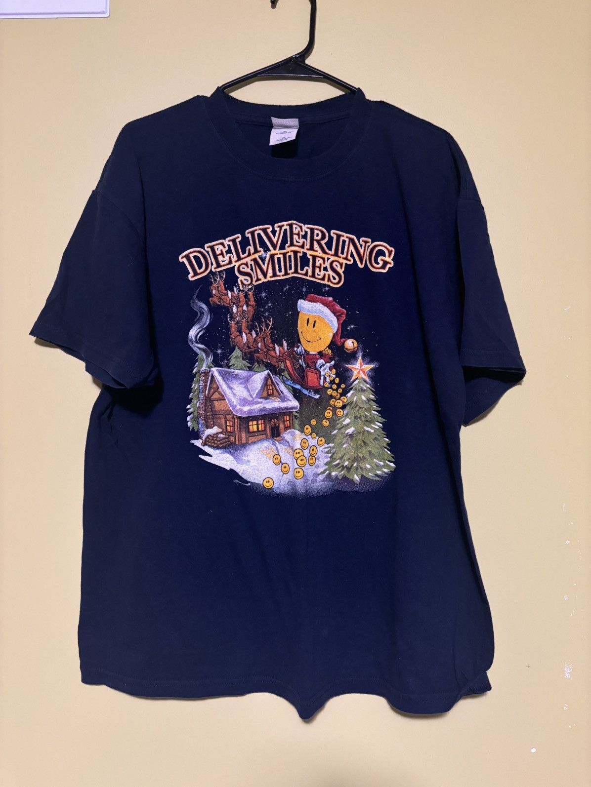 Gildan Vintage Christmas T-Shirt Mens XL X-Mas Santa Winter Size US XL / EU 56 / 4 - 1 Thumbnail