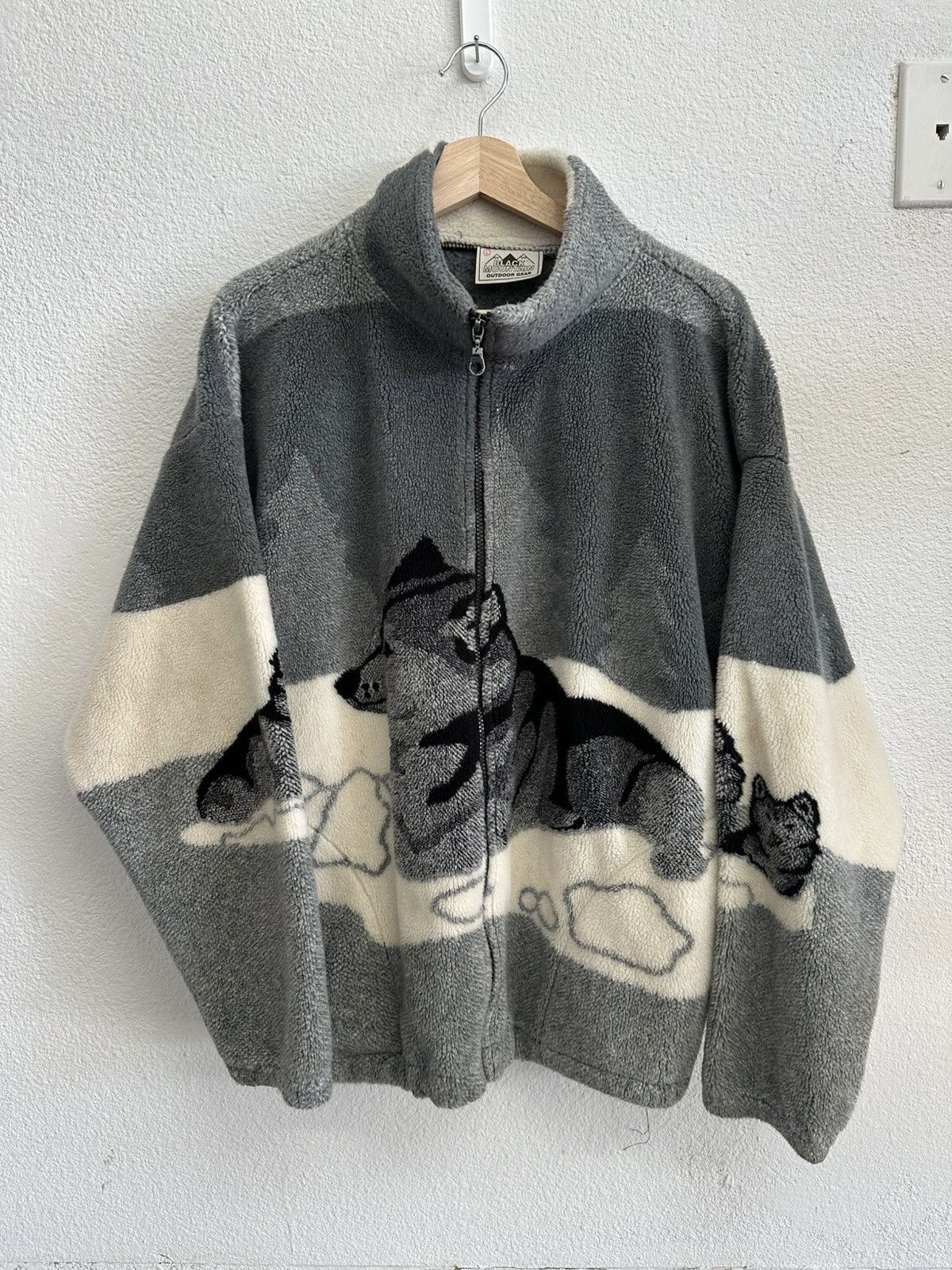Other 90’s Grey Wolfs Zip Up Sweater Size US L / EU 52-54 / 3 - 1 Thumbnail