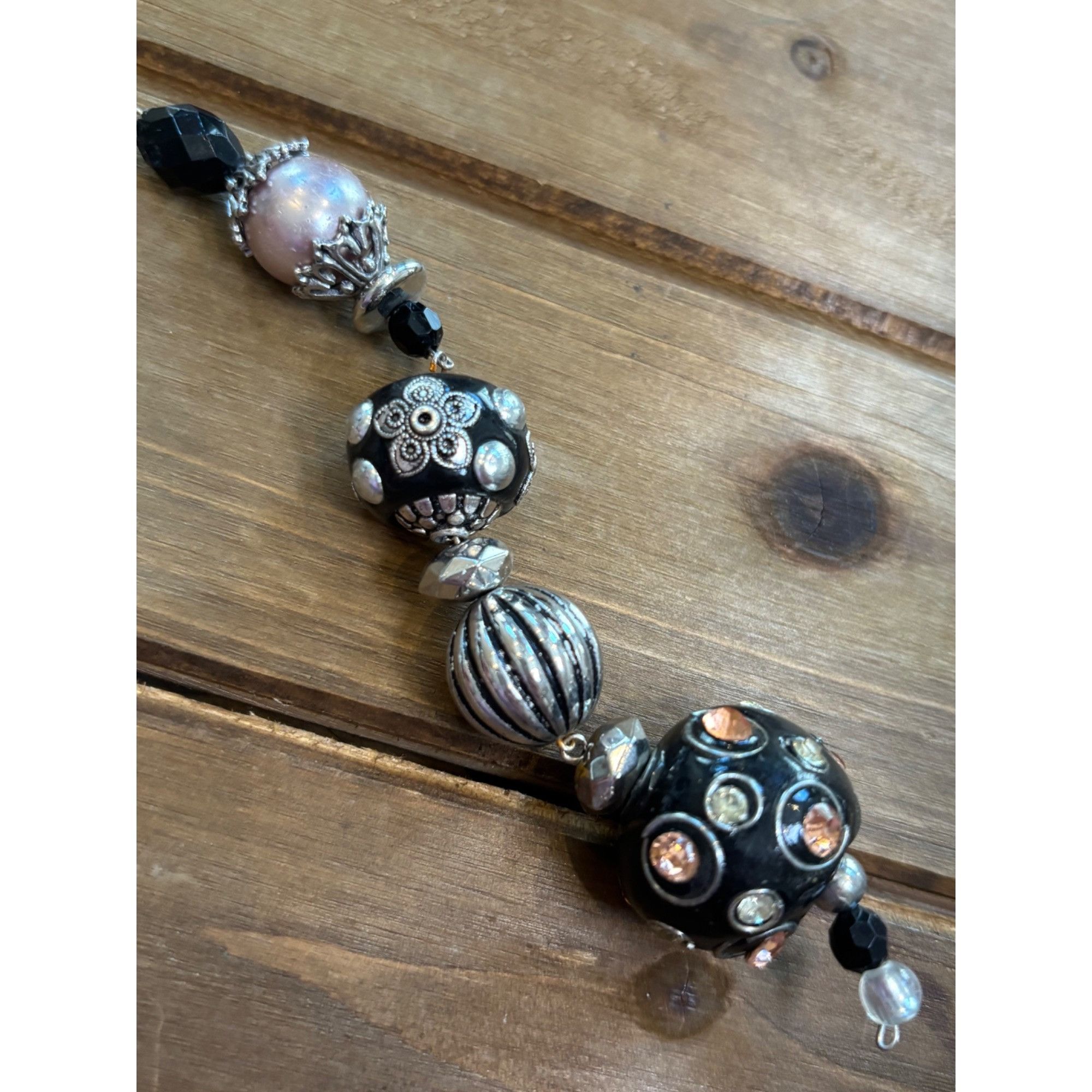Other Handcrafted Beaded Pendant Necklace With Black & Silver Acce Size ONE SIZE - 7 Thumbnail