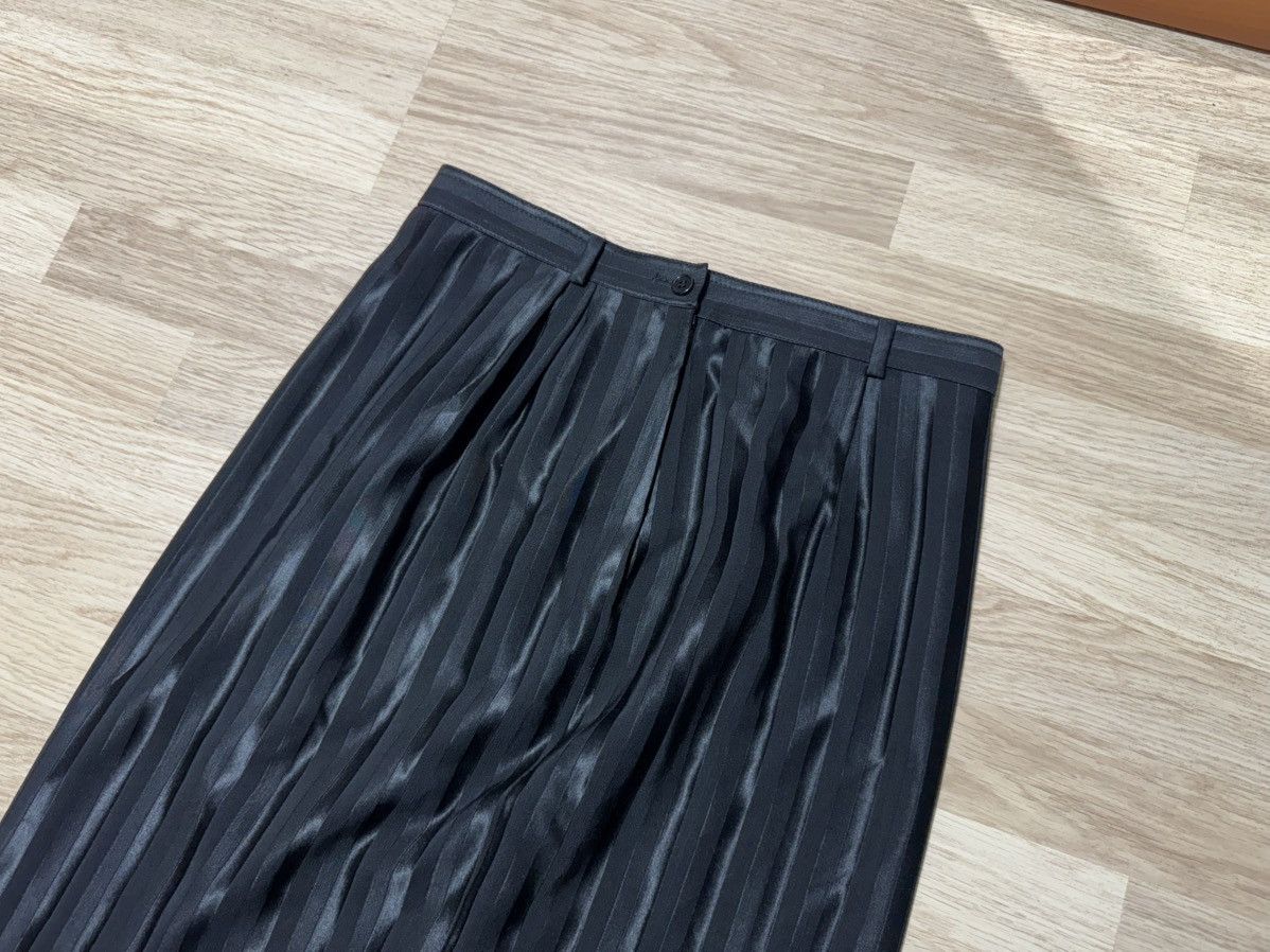 Valentino Valentino Skirt 46/12 Size 32" / US 10 / IT 46 - 10 Thumbnail