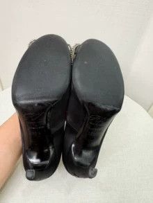 Roger Vivier Roger Vivier RV black square-toe rhinestone high heels Size US 5.5 / IT 35.5 - 5 Thumbnail