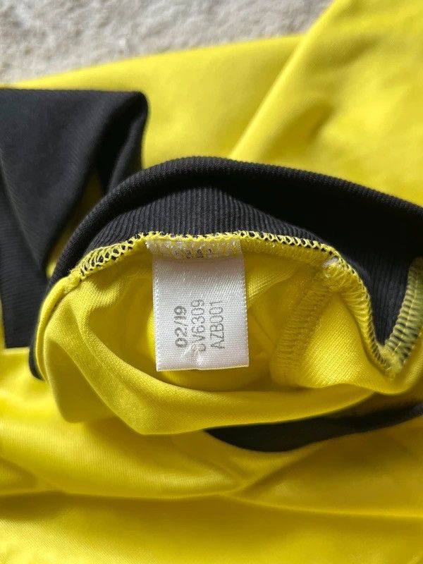 Adidas Adidas Comite De Arbitros Sz S Made in Thailand 2019 Size US S / EU 44-46 / 1 - 11 Thumbnail