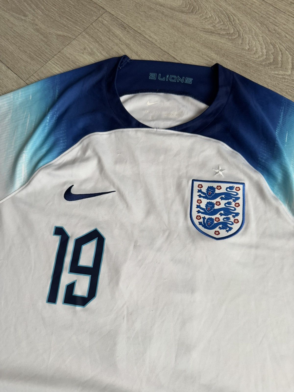 Nike 🔷Nike England 2022 Mason Mount #19 Soccer jersey🔷 Size US L / EU 52-54 / 3 - 5 Thumbnail