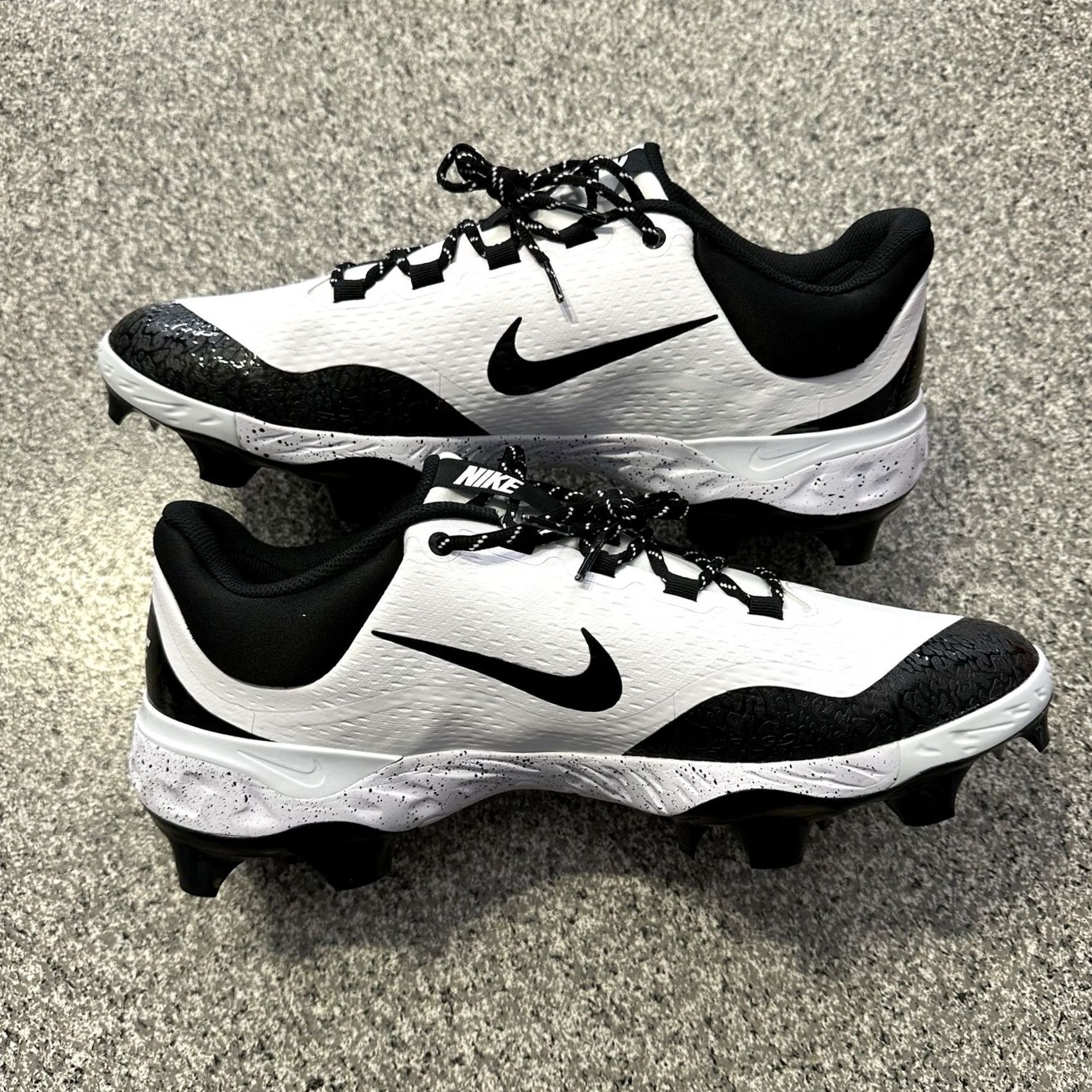 Nike Nike Alpha Huarache Elite 4 Low MCS Baseball Cleats Mens 16 White FD6255-108 Nike Alpha Huarache Elite 4 Baseball Cleats Mens 16 White Size US 15 / EU 48 - 3 Thumbnail