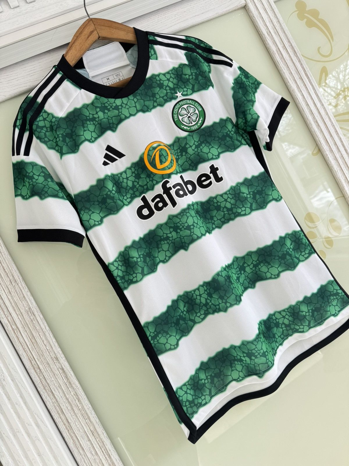 Adidas Celtic Glasgow 2023-2024 Home Soccer Jersey Football Shirt Size US M / EU 48-50 / 2 - 4 Thumbnail