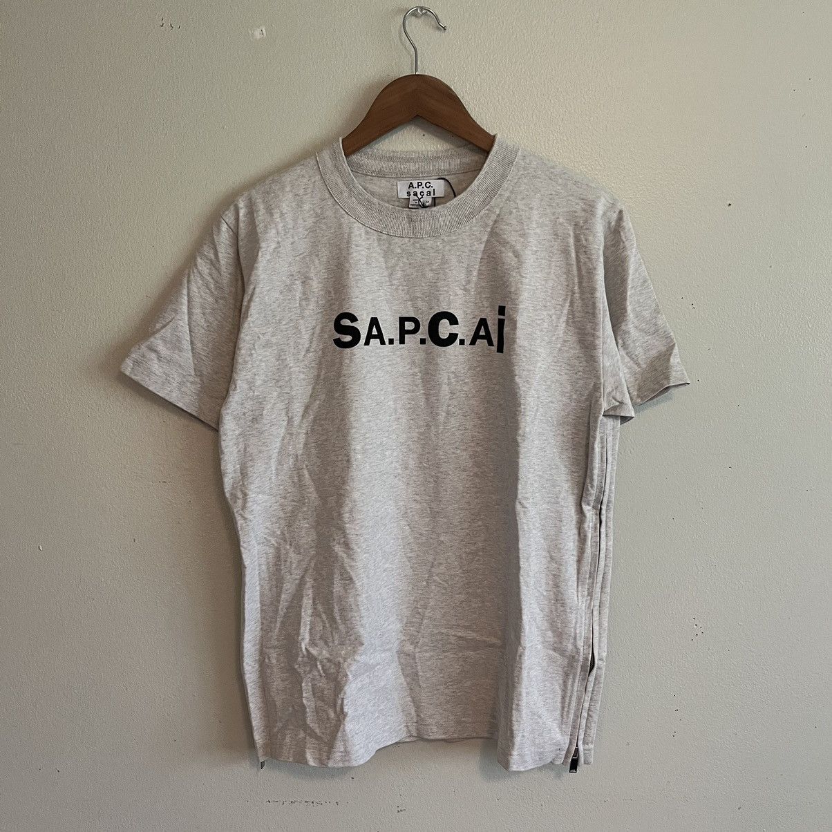 A.P.C. × Sacai Side Zip Taiyo Tee Size US M / EU 48-50 / 2 - 2 Thumbnail