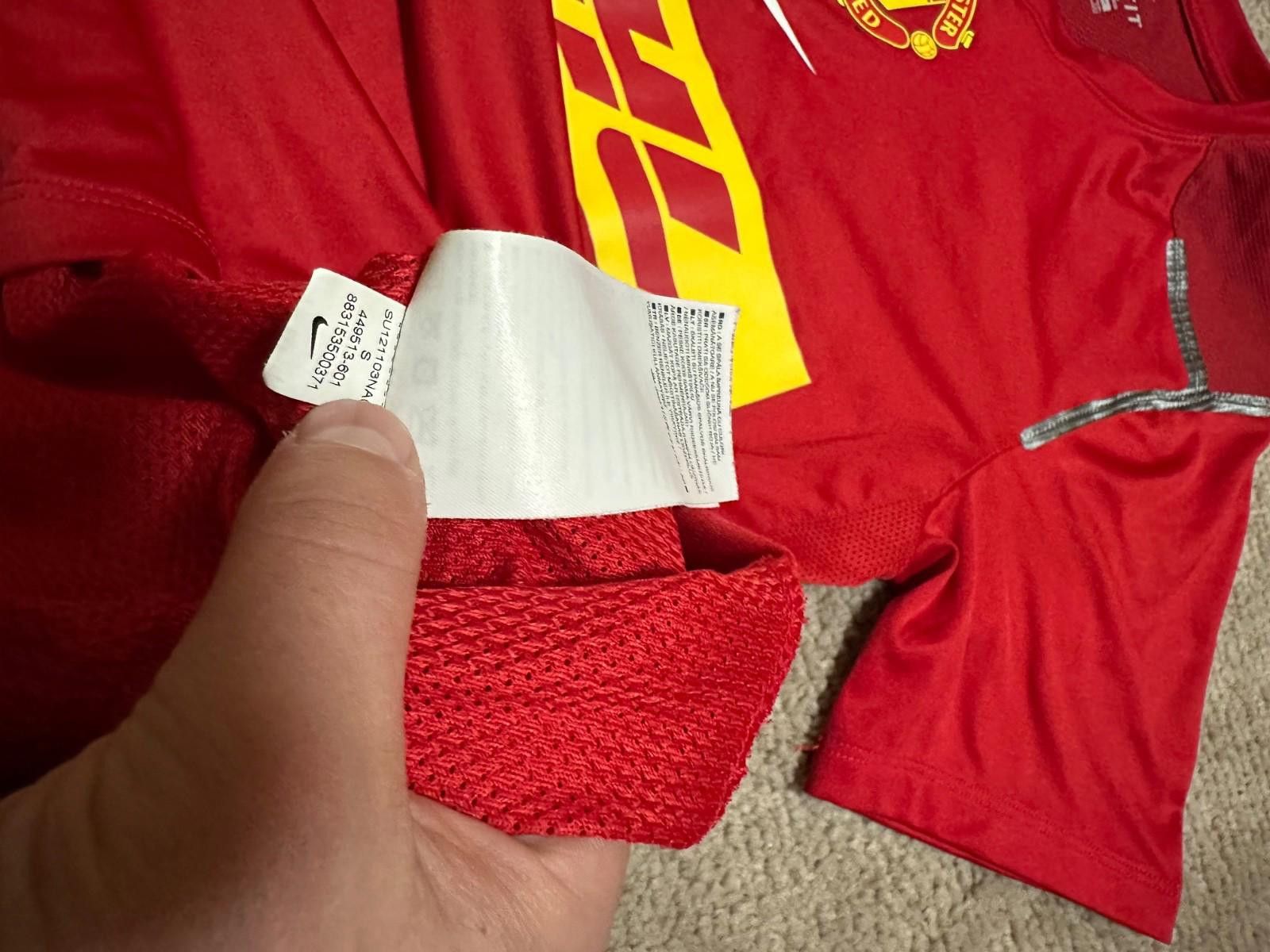 Nike MANCHESTER UNITED 2013/14 PREMATCH TRAINING FOOTBALL SHIRT Size US XL / EU 56 / 4 - 6 Thumbnail