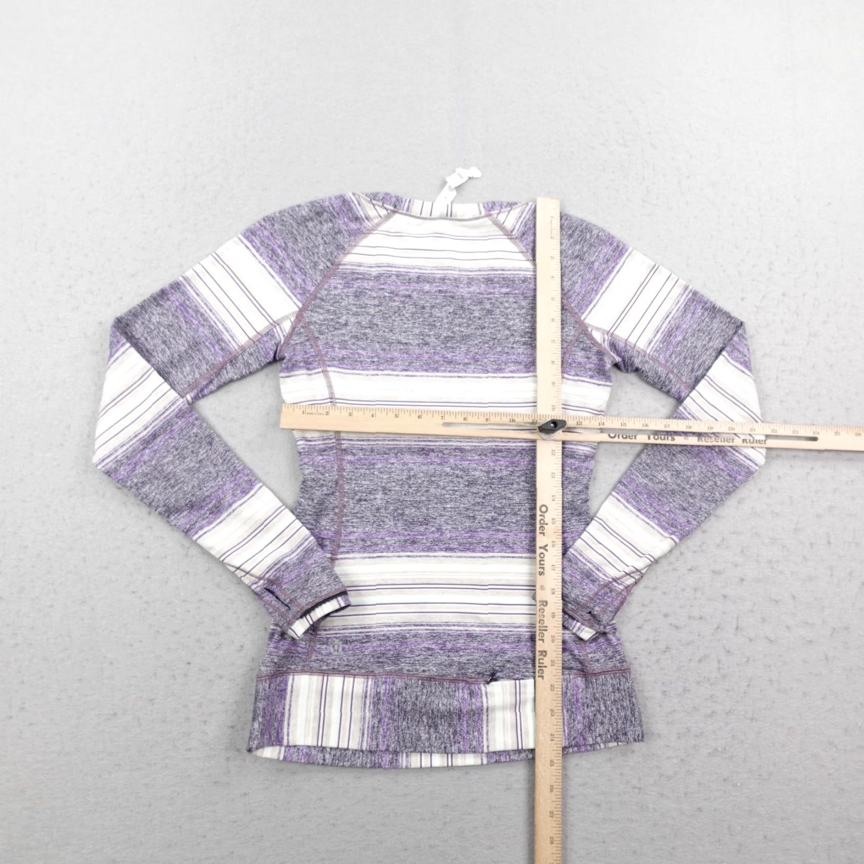 Lululemon Lululemon Shirt Womens 4 Purple White Osaka Stripe Race Your Pace Top Athletic Size S / US 4 / IT 40 - 4 Thumbnail