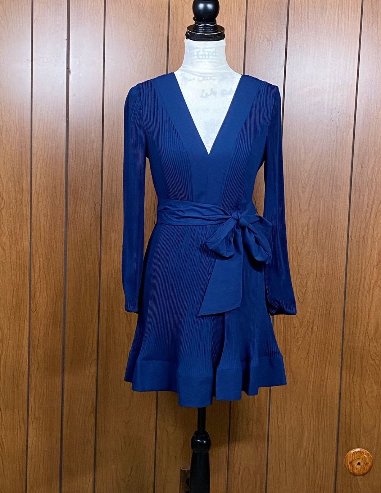 MILLY MILLY Liv Belted Pleated Dress size 4 Size S / US 4 / IT 40 - 5 Thumbnail