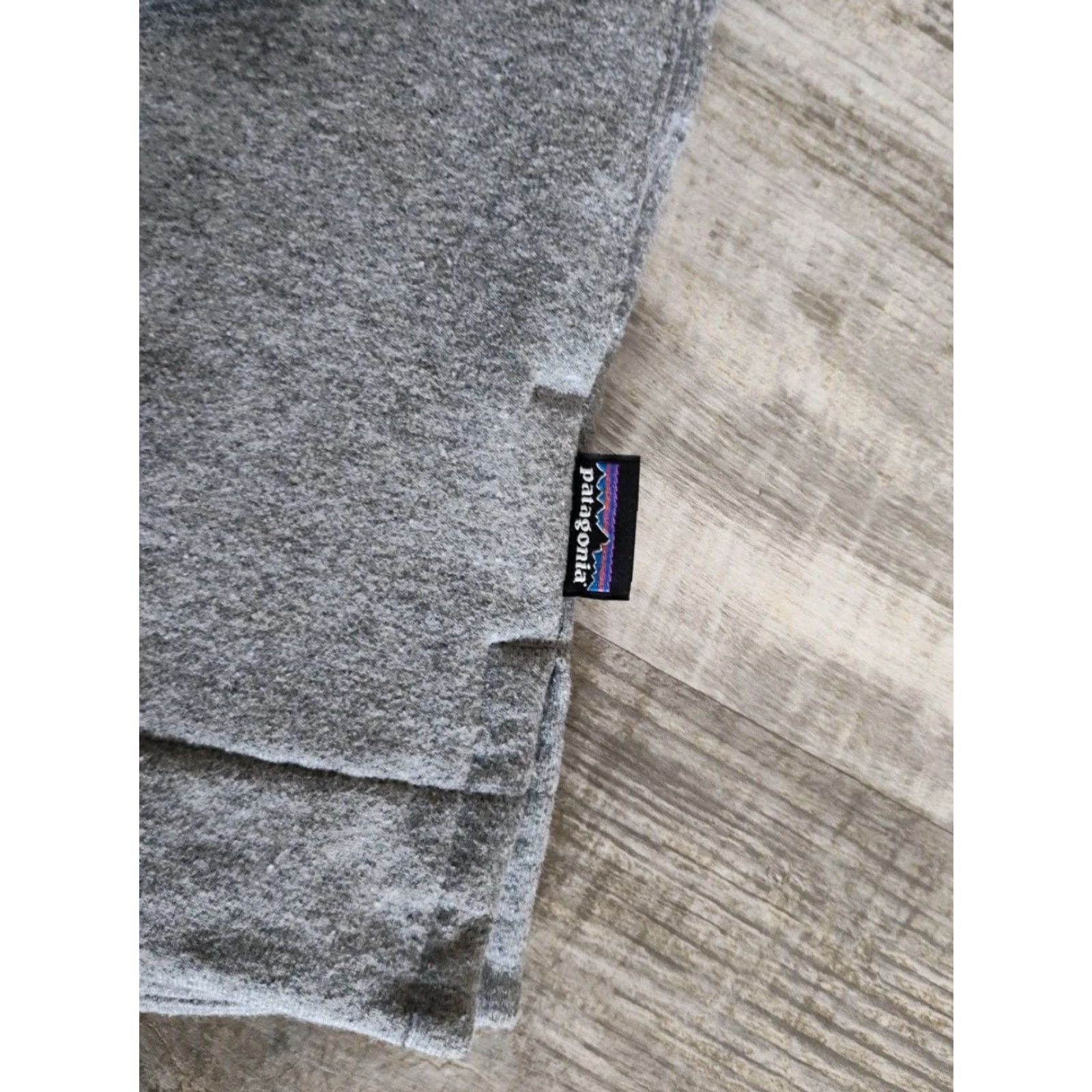 Patagonia Patagonia Hoodie Womens Large Gray Pastel P-6 Logo Uprisal Hoody Sweatshirt Size L / US 10 / IT 46 - 7 Thumbnail