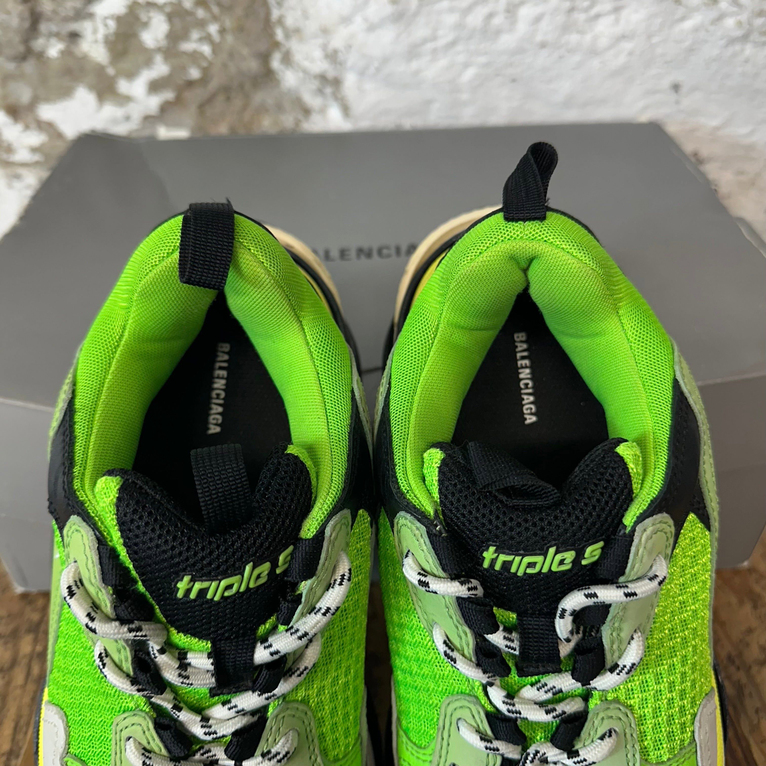 Balenciaga Balenciaga Triple S Green Yellow Black Sneaker Sz 7 (40) Size US 7 / EU 40 - 4 Thumbnail