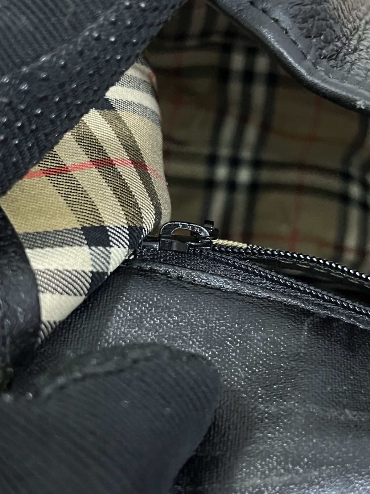 Burberry Burberry Leather Satchel Black Size ONE SIZE - 13 Thumbnail