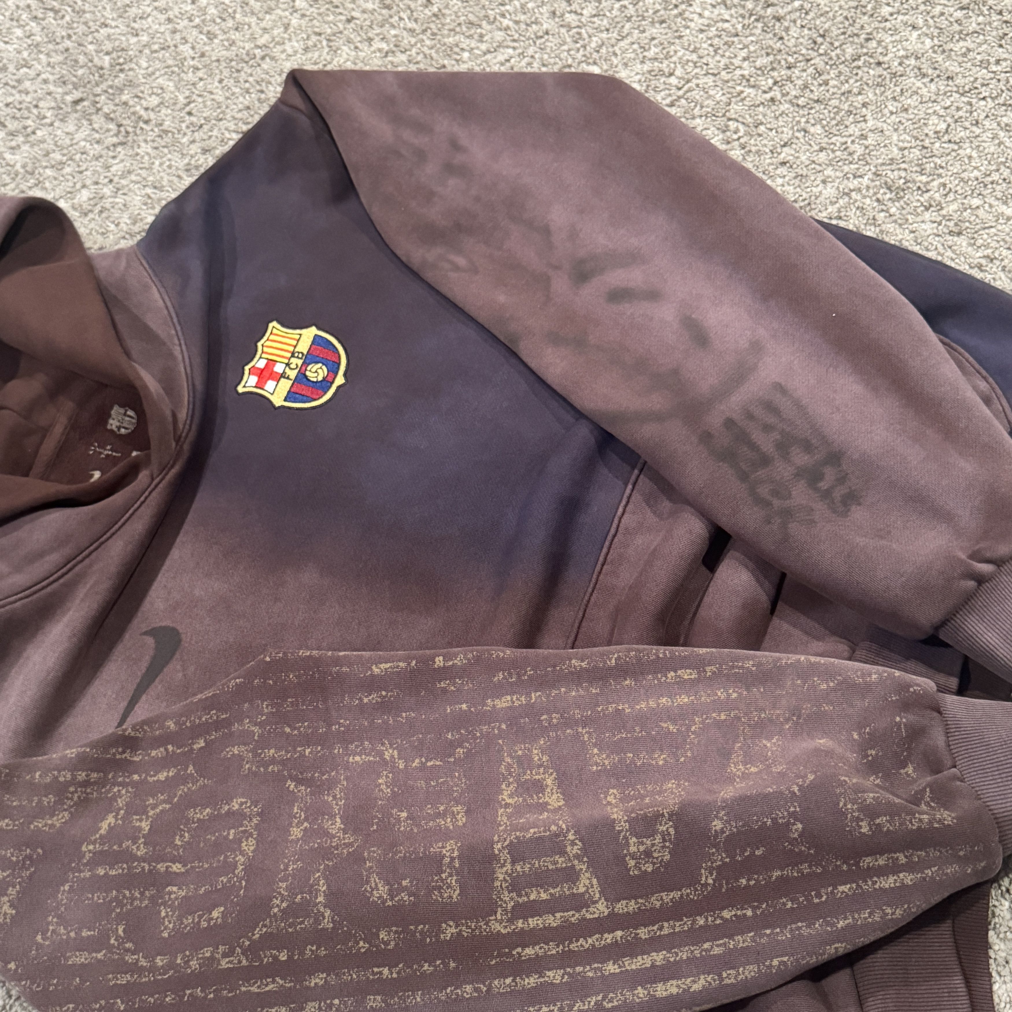Nike × Travis Scott Cactus Jack x Nike x Barcelona Hoodie Size US M / EU 48-50 / 2 - 3 Thumbnail