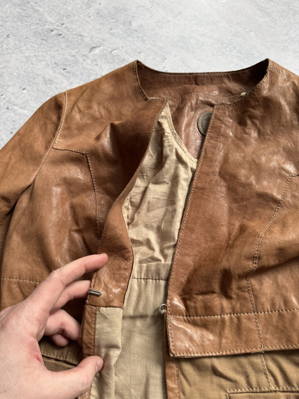 Trussardi Vintage Trussardi jacket 100% LEATHER blazer wmns Size XS / US 0-2 / IT 36-38 - 8 Thumbnail