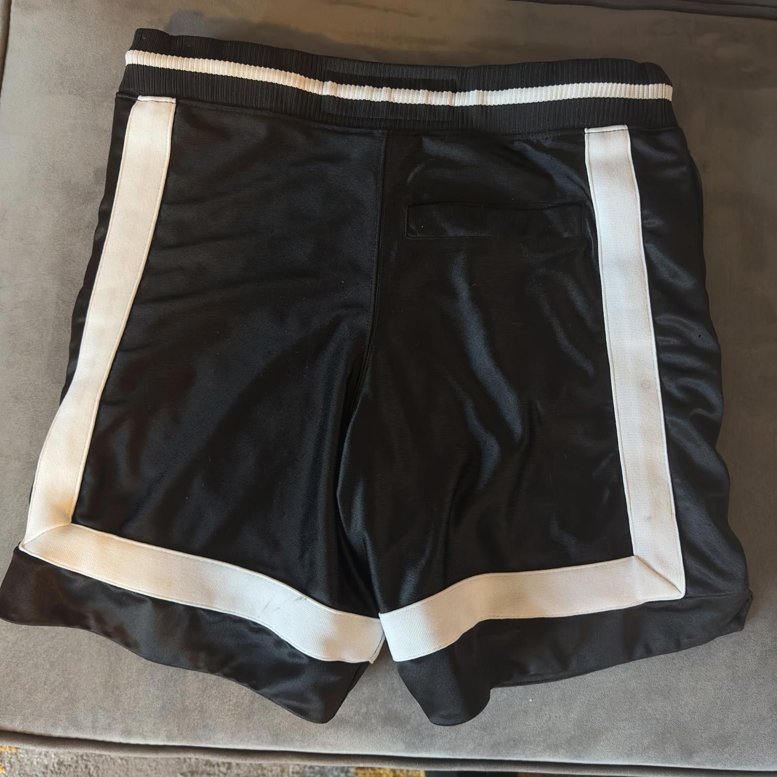Designer Jordan - What The Ny to LA- Diamond Black Shorts w/Patches Size US 30 / EU 46 - 4 Thumbnail
