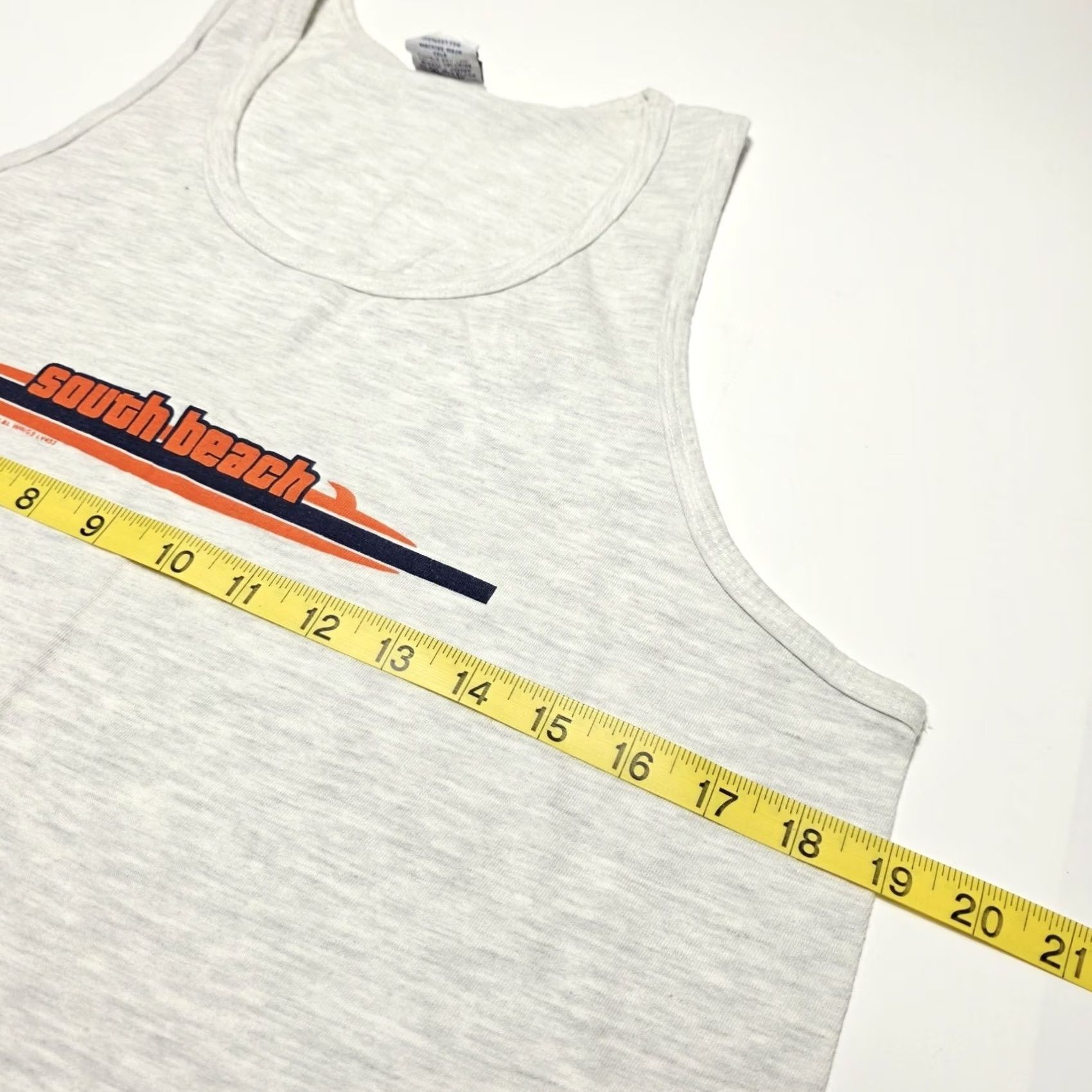 Vintage VINTAGE South Beach Florida Graphic 90's Tank Top Shirt Men M Grey Tank Top Mens Medium Graphic Print 90s Vintage Shirt Men Grey US Size US L / EU 52-54 / 3 - 6 Thumbnail