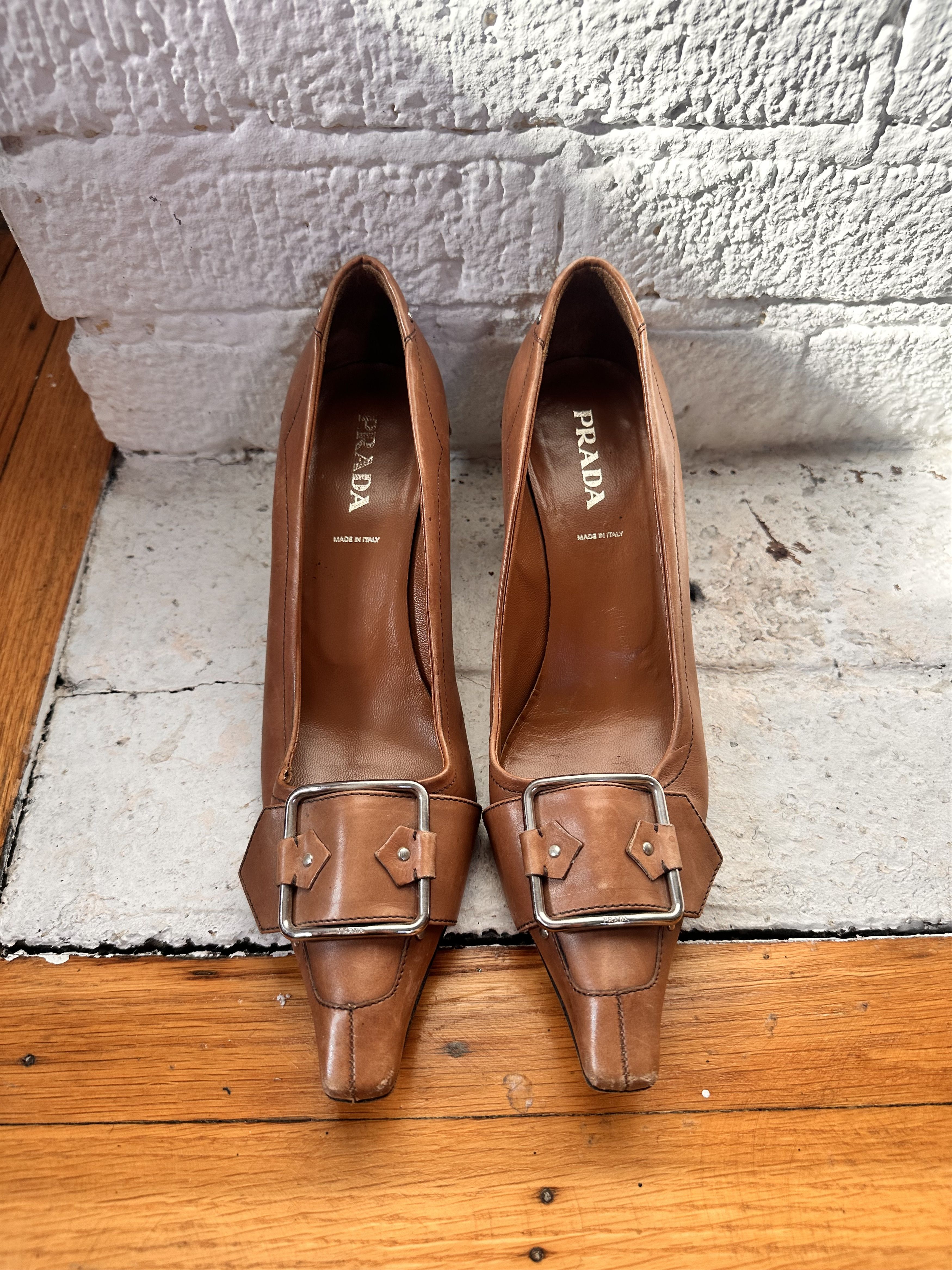 Prada PRADA BROWN LEATHER SILVER BUCKLE HIGH HEELS _ 38.5 EU Size US 7.5 / IT 37.5 - 1 Thumbnail