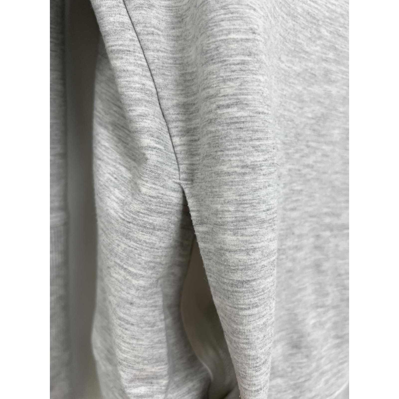 Lululemon Lululemon Women High Lines Cowl Neck Pullover Size 4 A001479 Size S / US 4 / IT 40 - 6 Thumbnail