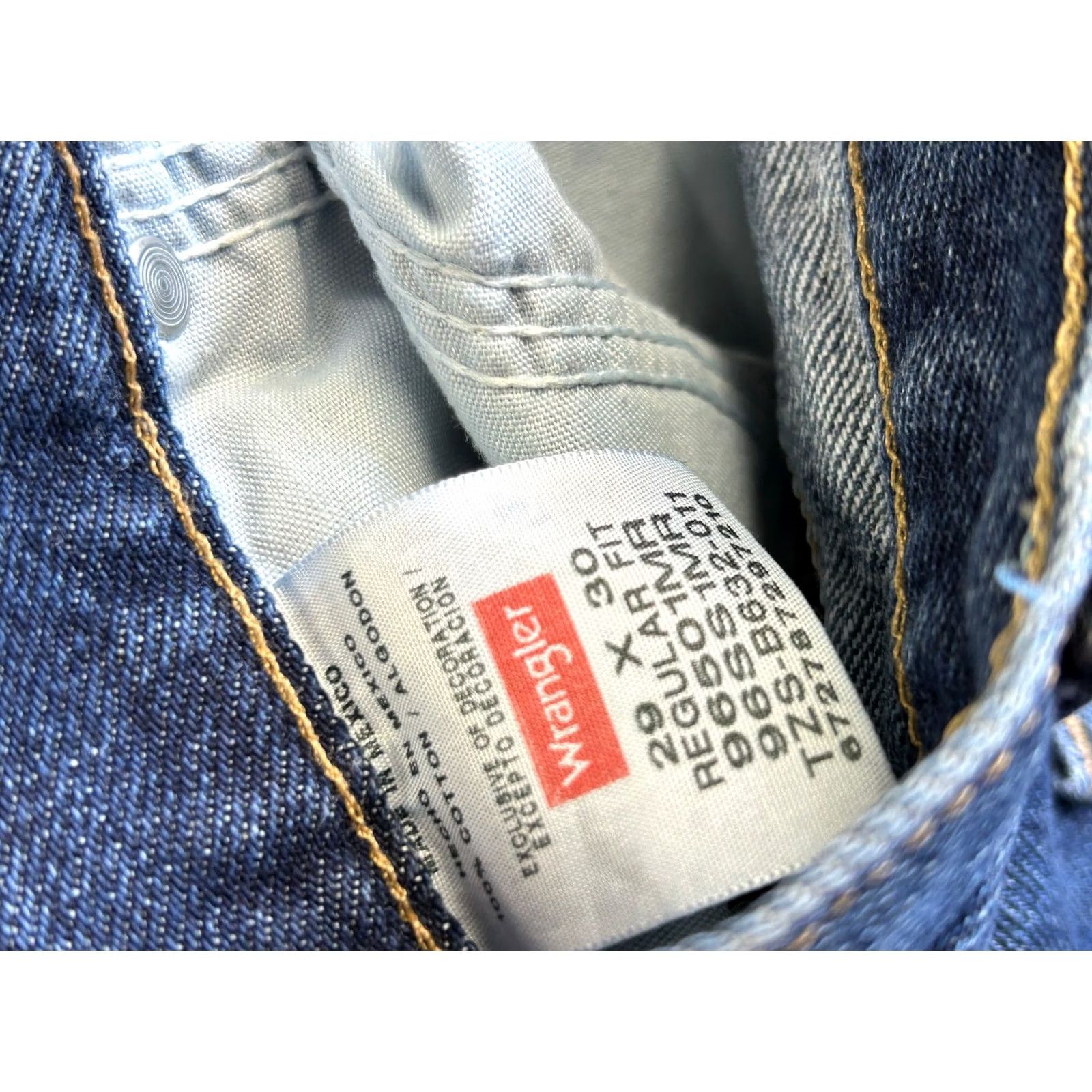 Wrangler VINTAGE Wrangler Jeans Regular Fit 29 x 30 Blue Denim 96501MR Cowboy Work Jeans Mens Regular Blue Denim 29in 30in Size US 29 - 4 Thumbnail