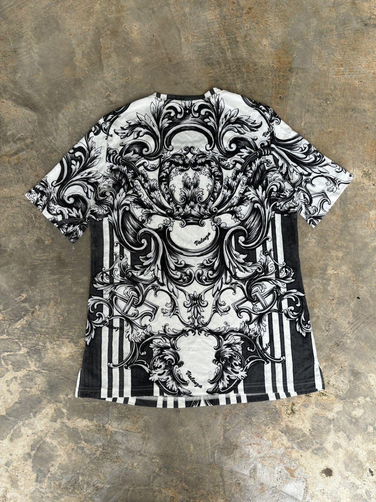 If Six Was Nine Y2k Japanese Valenza full Print Tshirt Size US M / EU 48-50 / 2 - 3 Thumbnail