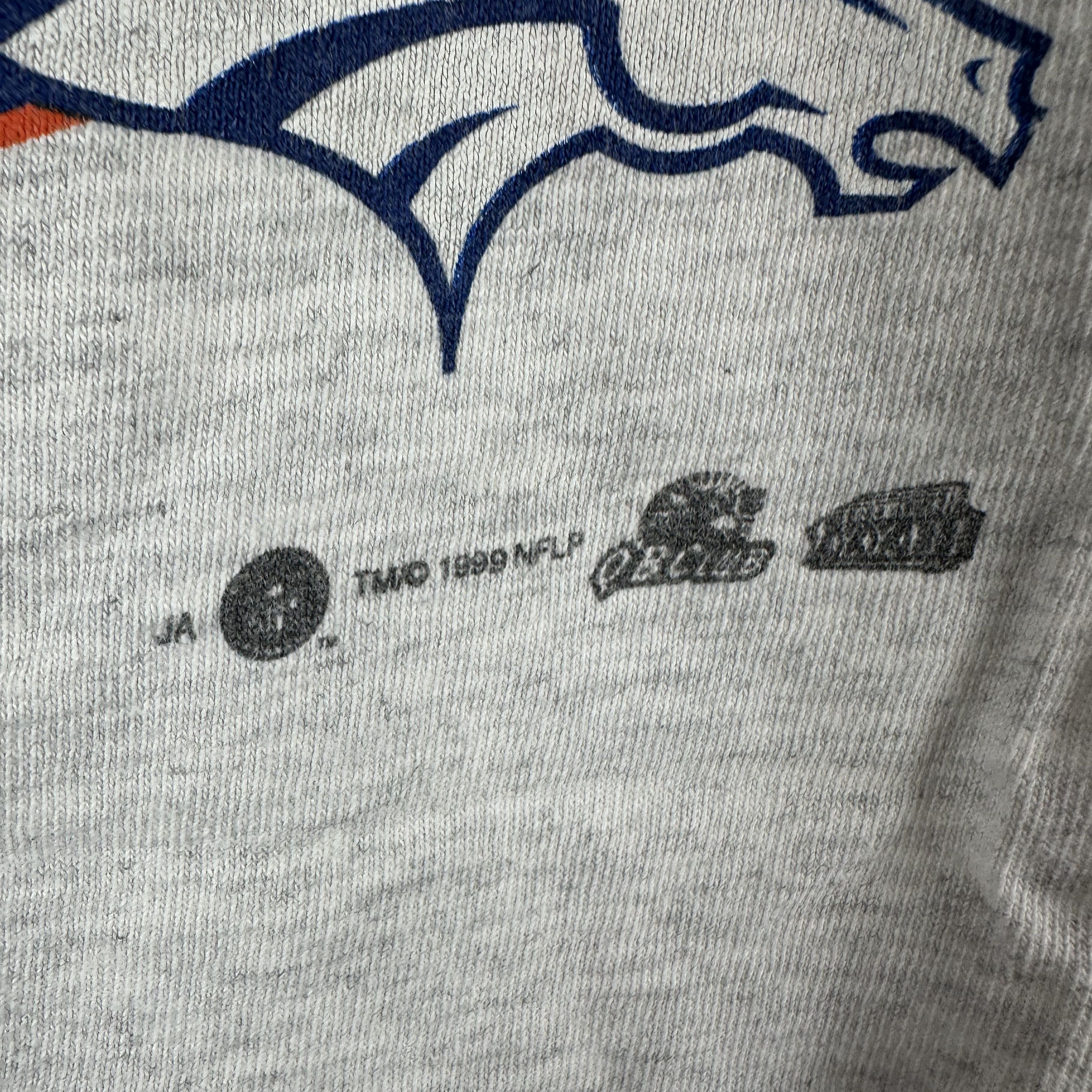 Vintage Vintage 1999 Denver Broncos Super Bowl Champions NFL T-Shirt Size US L / EU 52-54 / 3 - 3 Thumbnail