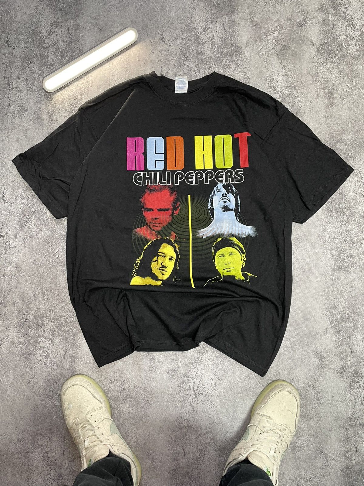 Band Tees Vintage RHCP RED HOT CHILI PEPPERS Tour ’04 Dead‑Stock XL Size US XL / EU 56 / 4 - 1 Thumbnail