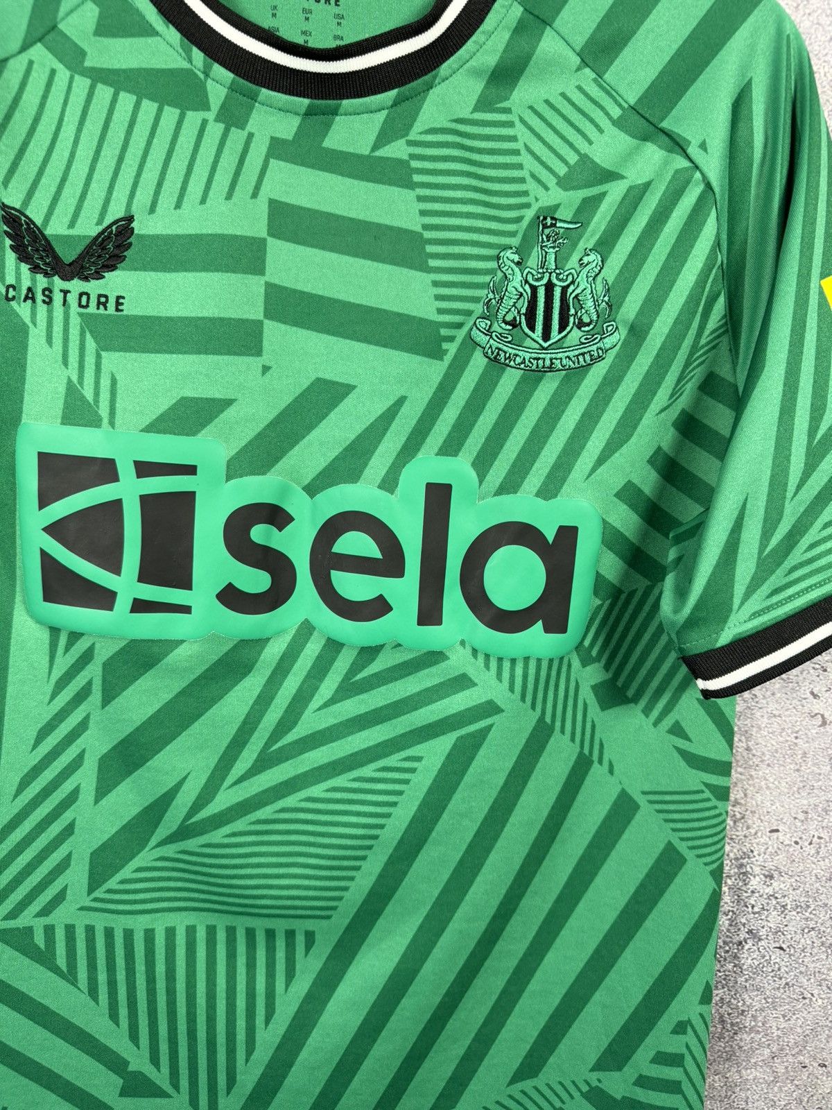 Castore × Vintage Newcastle United 2023/24 Away Castore Soccer Jersey Medium Size US M / EU 48-50 / 2 - 8 Thumbnail