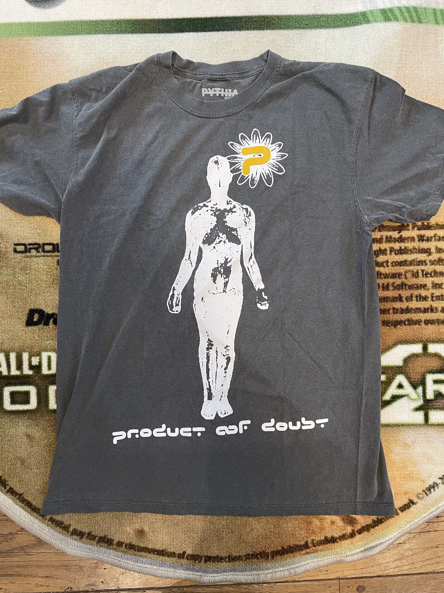 Pythia Pythia 'Product of Doubt' T-Shirt Size US L / EU 52-54 / 3 - 1 Thumbnail