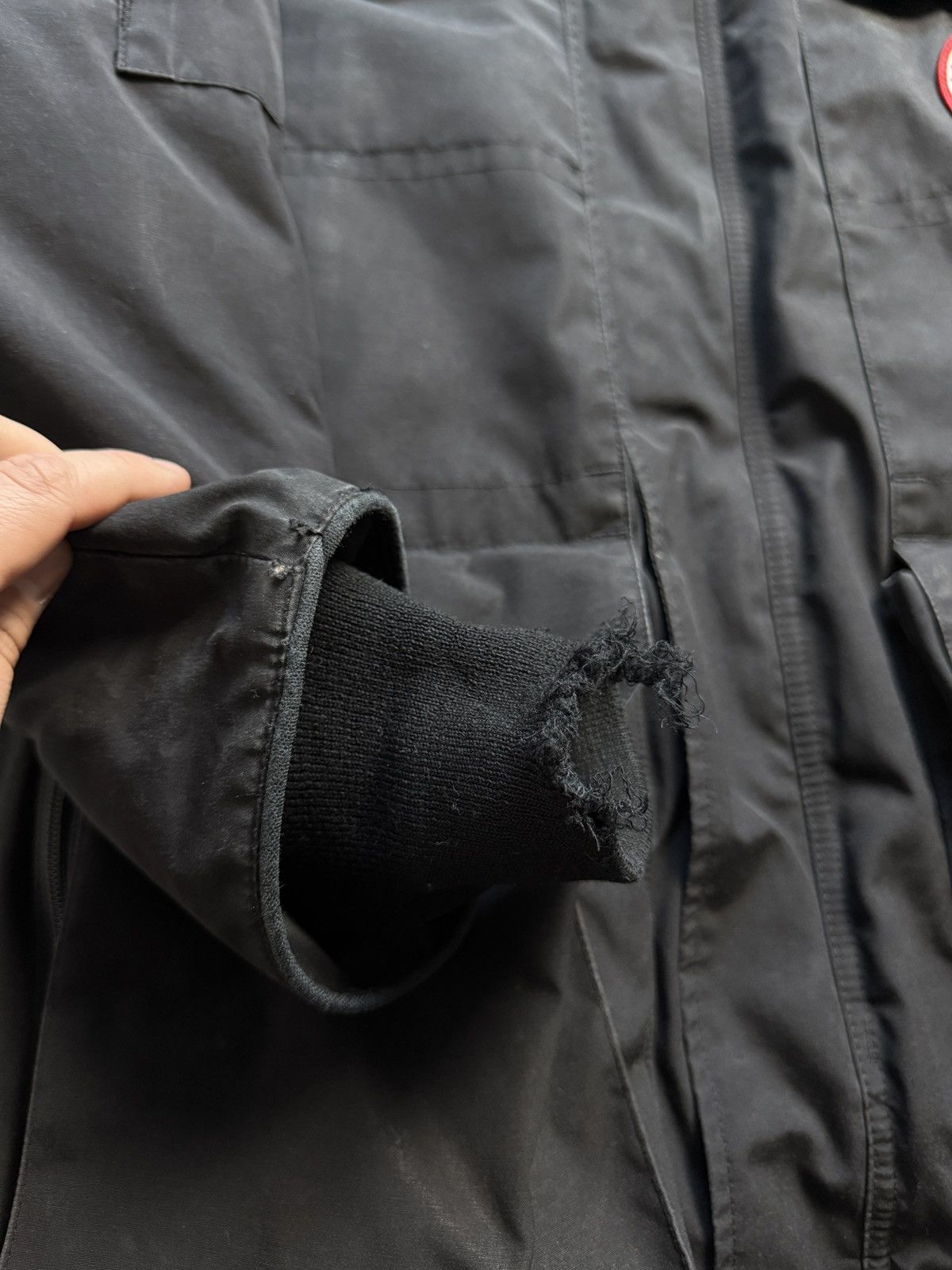 Canada Goose Canada Goose expedition down puffer parka jacket fit S luxur Size S / US 4 / IT 40 - 7 Thumbnail