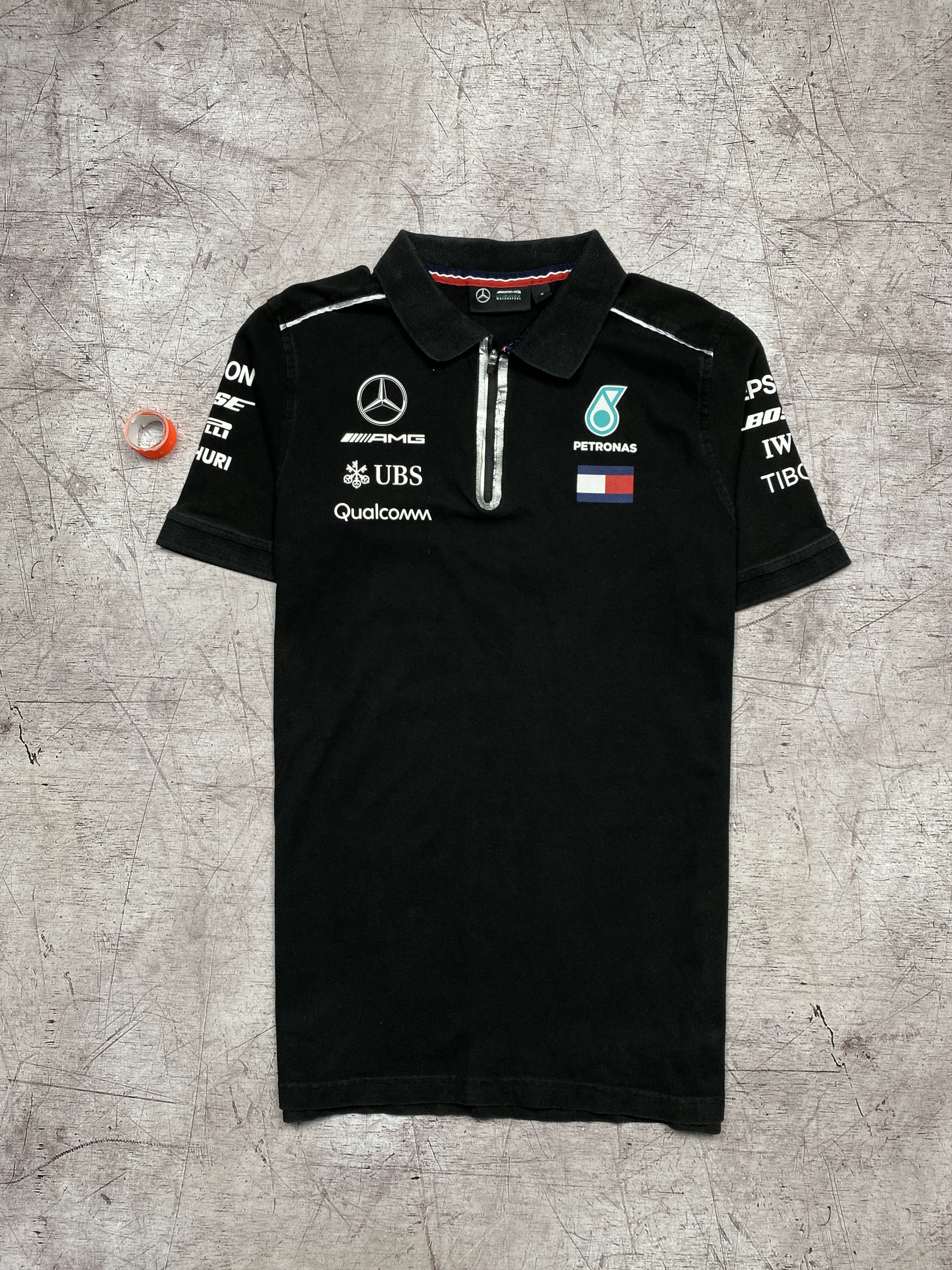 Formula 1 Mercedes Benz Amg Tommy Hilfiger Petronas Team Polo Shirt Size US S / EU 44-46 / 1 - 1 Thumbnail